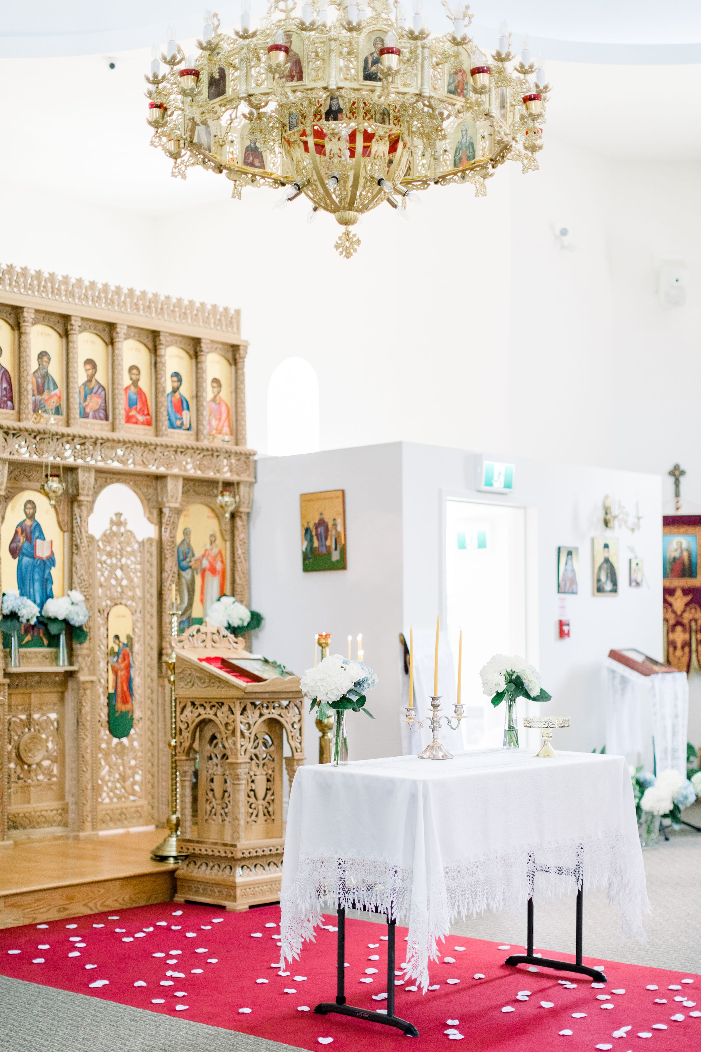  Beautiful Catholic venue for weddings in Almonte, Ontario by Chelsea Mason Photography a wedding photographer. Catholic chapel #Chelseamasonphotography #Chelseamasonweddings #Onatarioweddings #EvermoreweddingsAlmonte #Ontarioweddingphotographers 