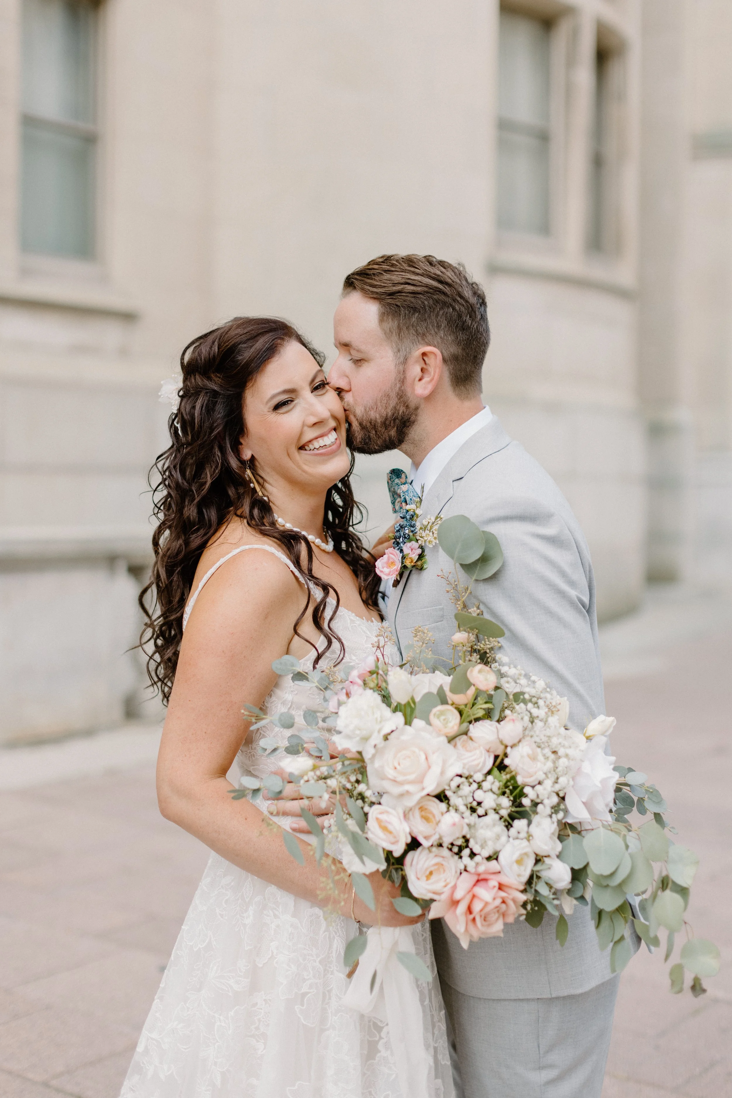 A Gorgeous Fairmont Chateau Laurier Wedding in Ottawa