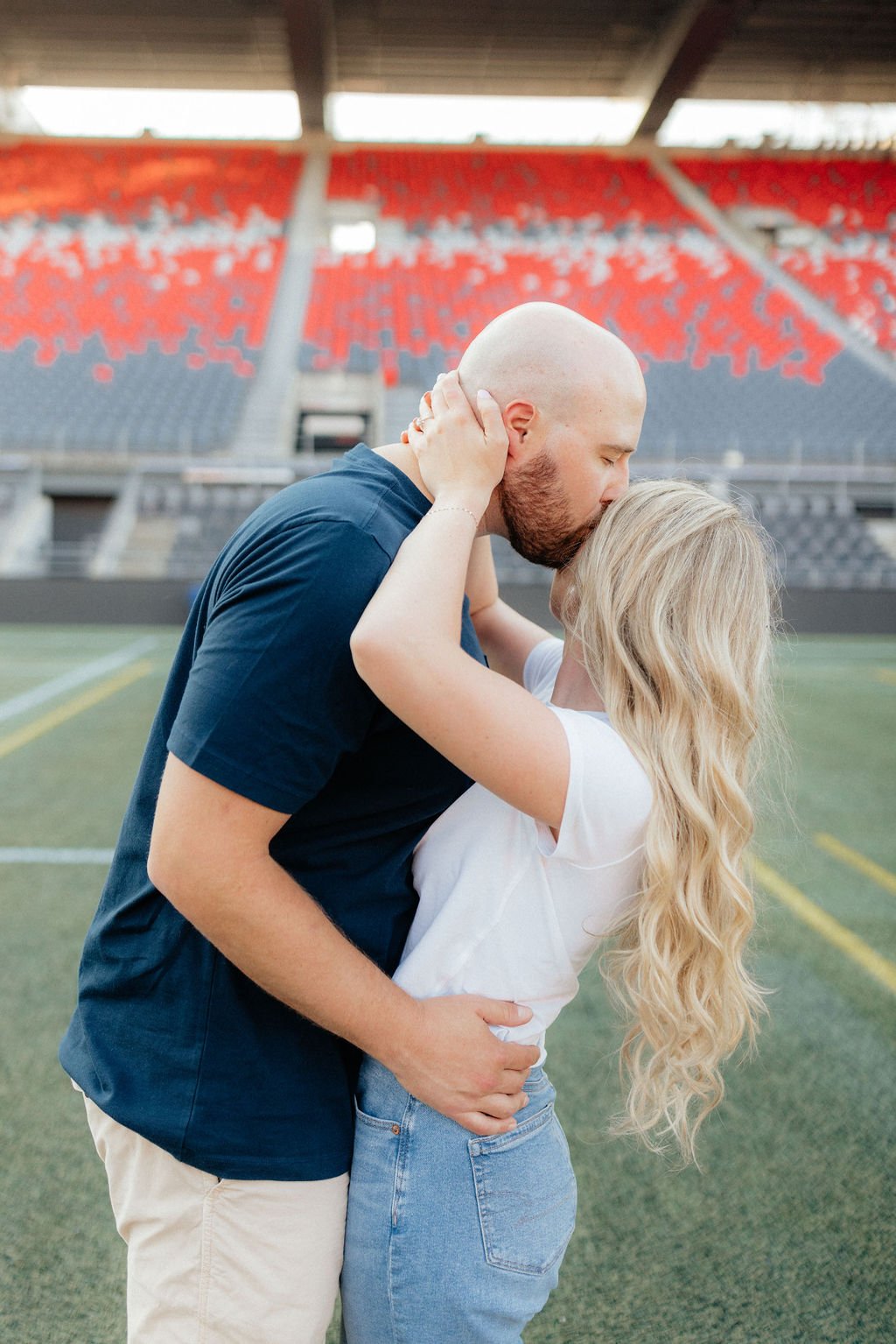 TD_place_engagement_ottawa_engagement_photographer_-112.jpg