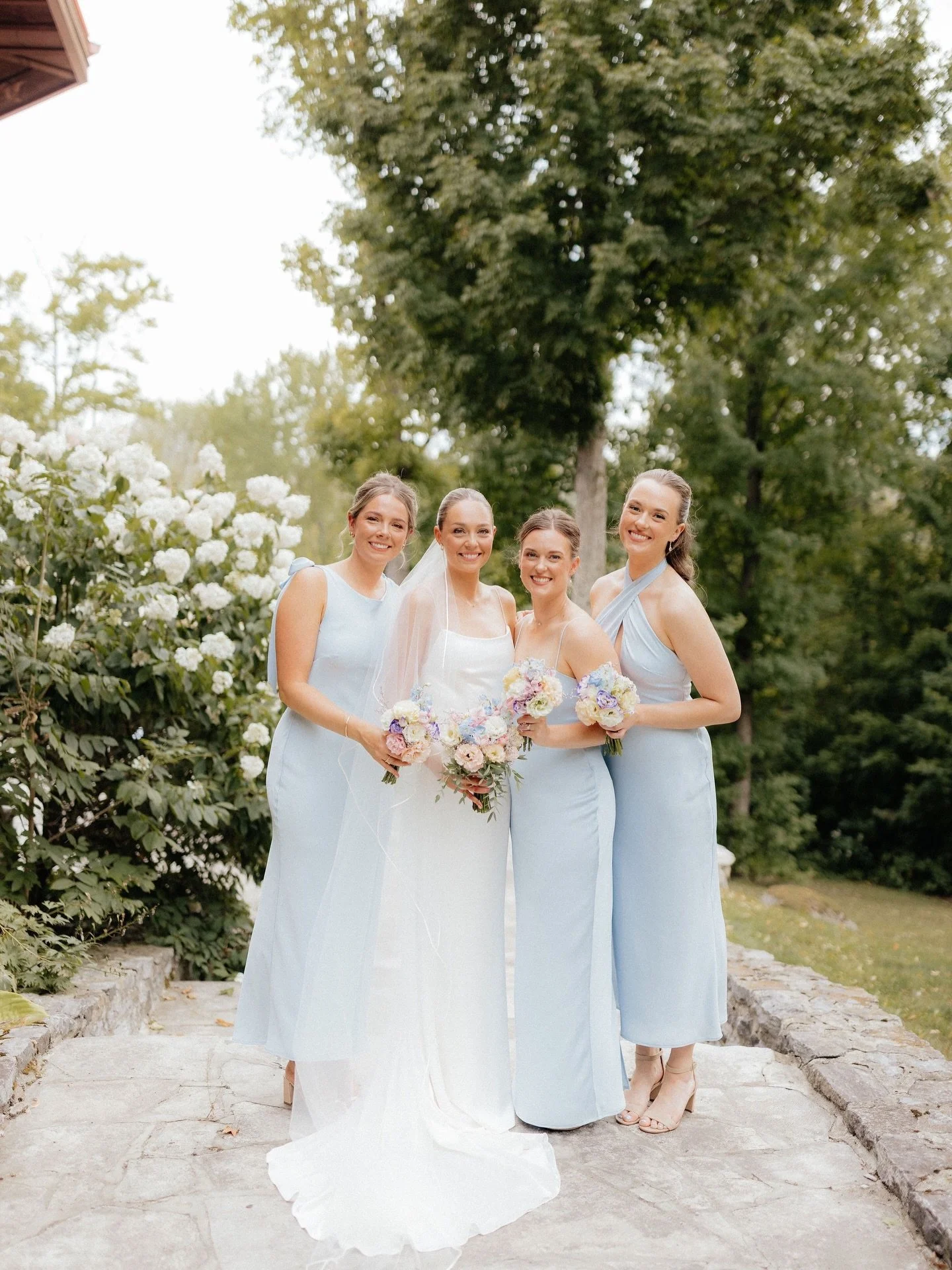 Of COURSEEEEE a post dedicated to just the ladies now 🤍💚🩷