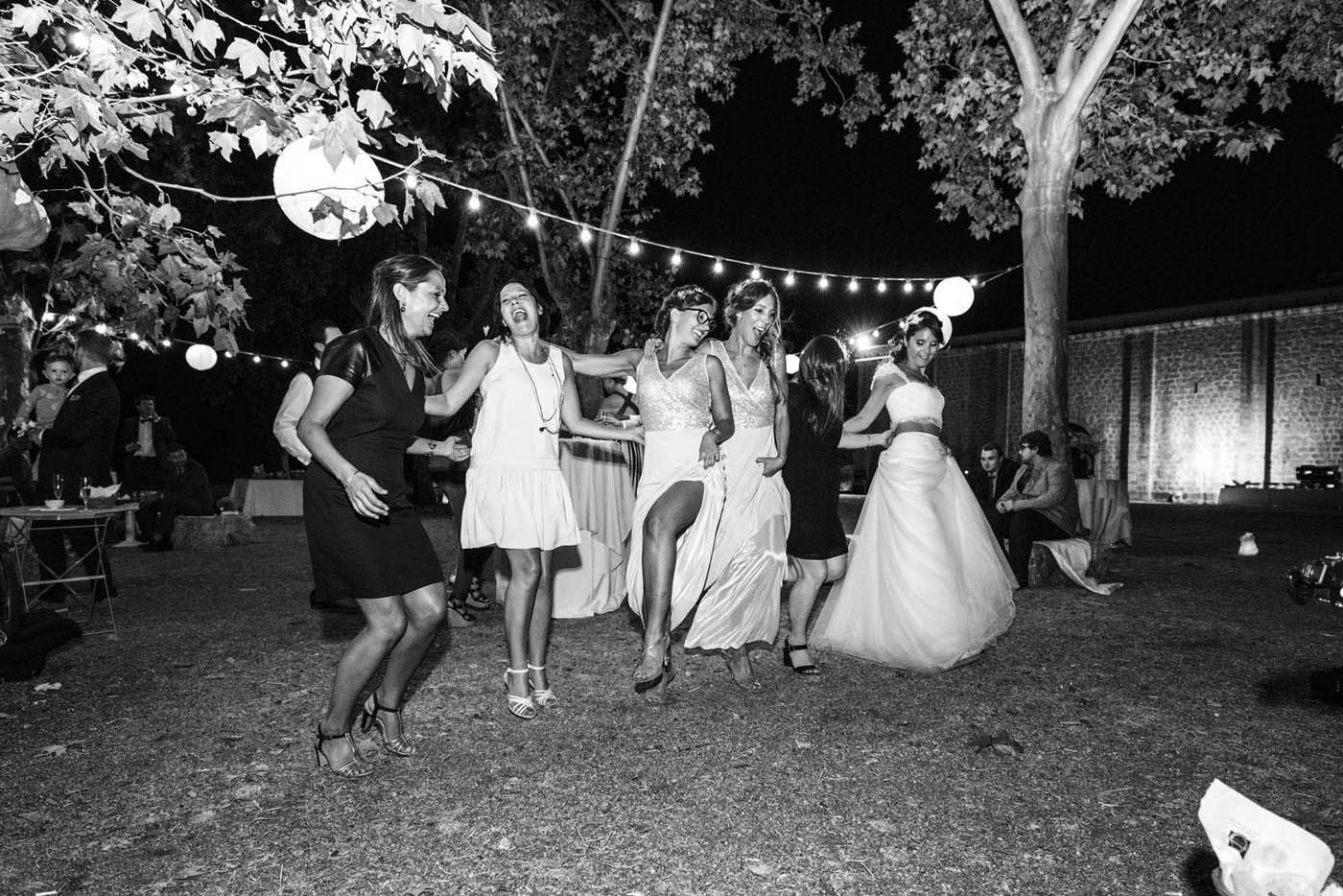 WEDDING-DANCING-CORSICA.jpg