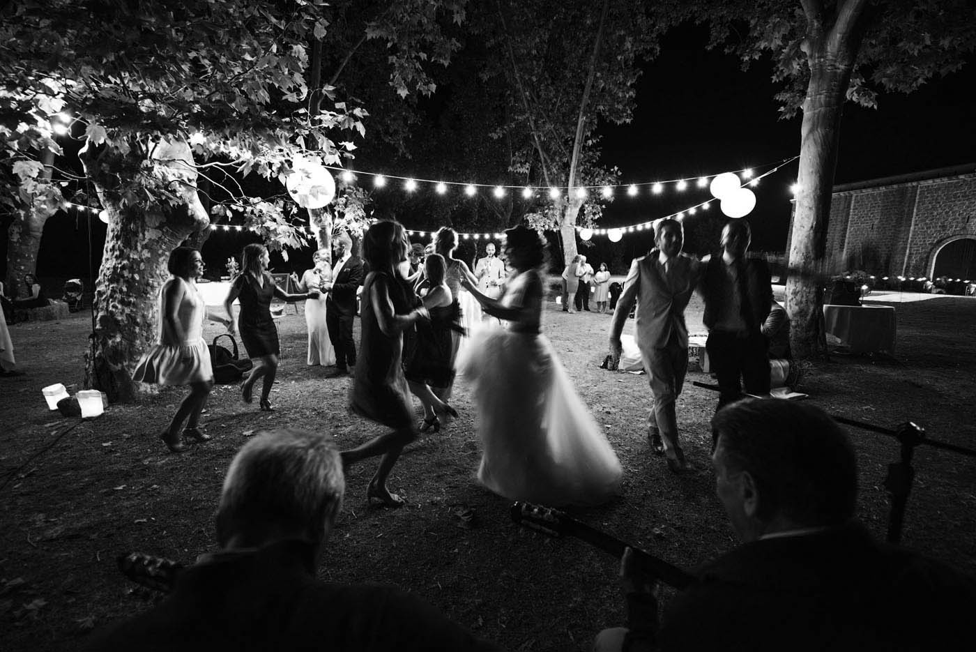 WEDDING-NIGHT-DANCING-CORSICA.jpg