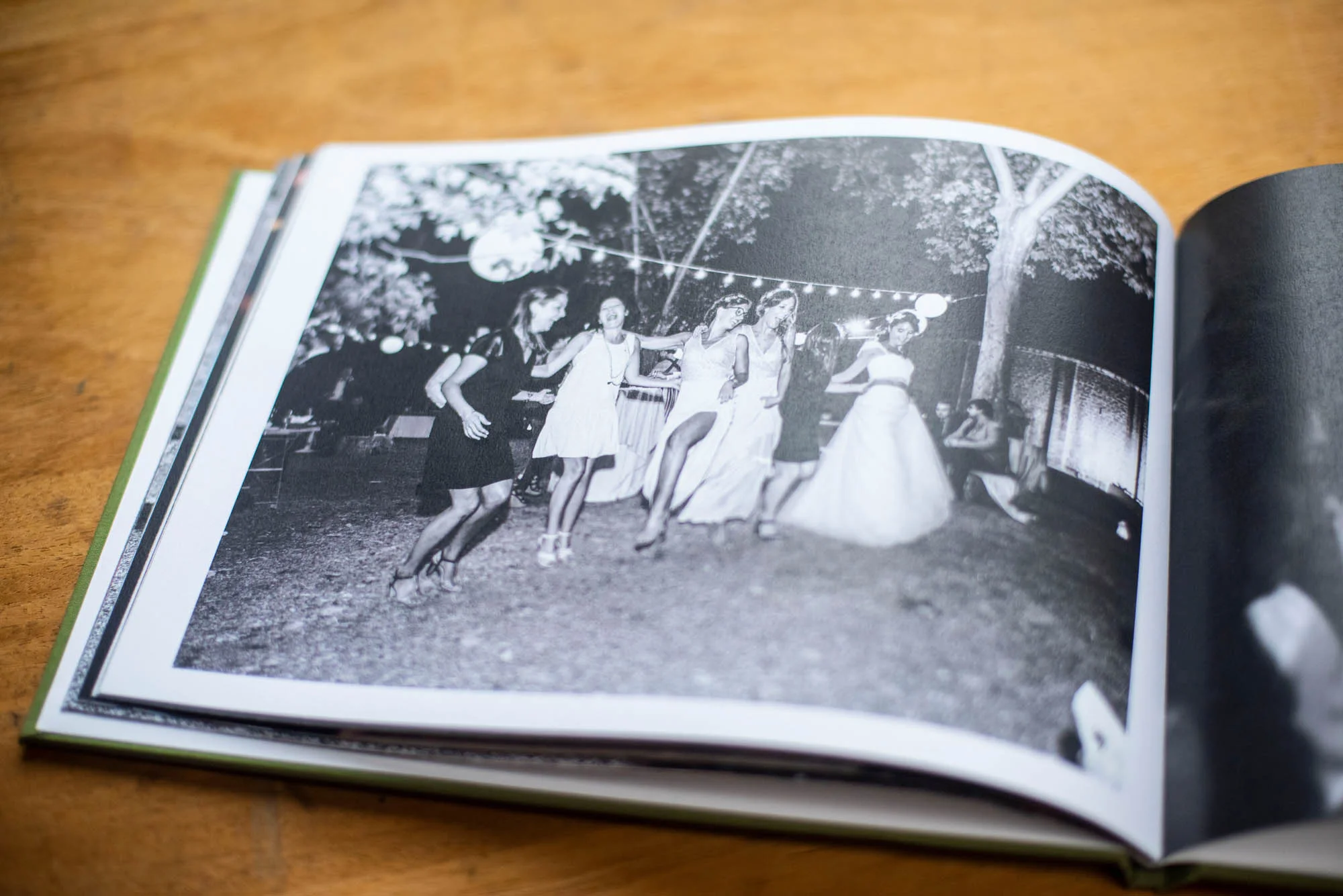 WEDDING-BOOKS_021.jpg