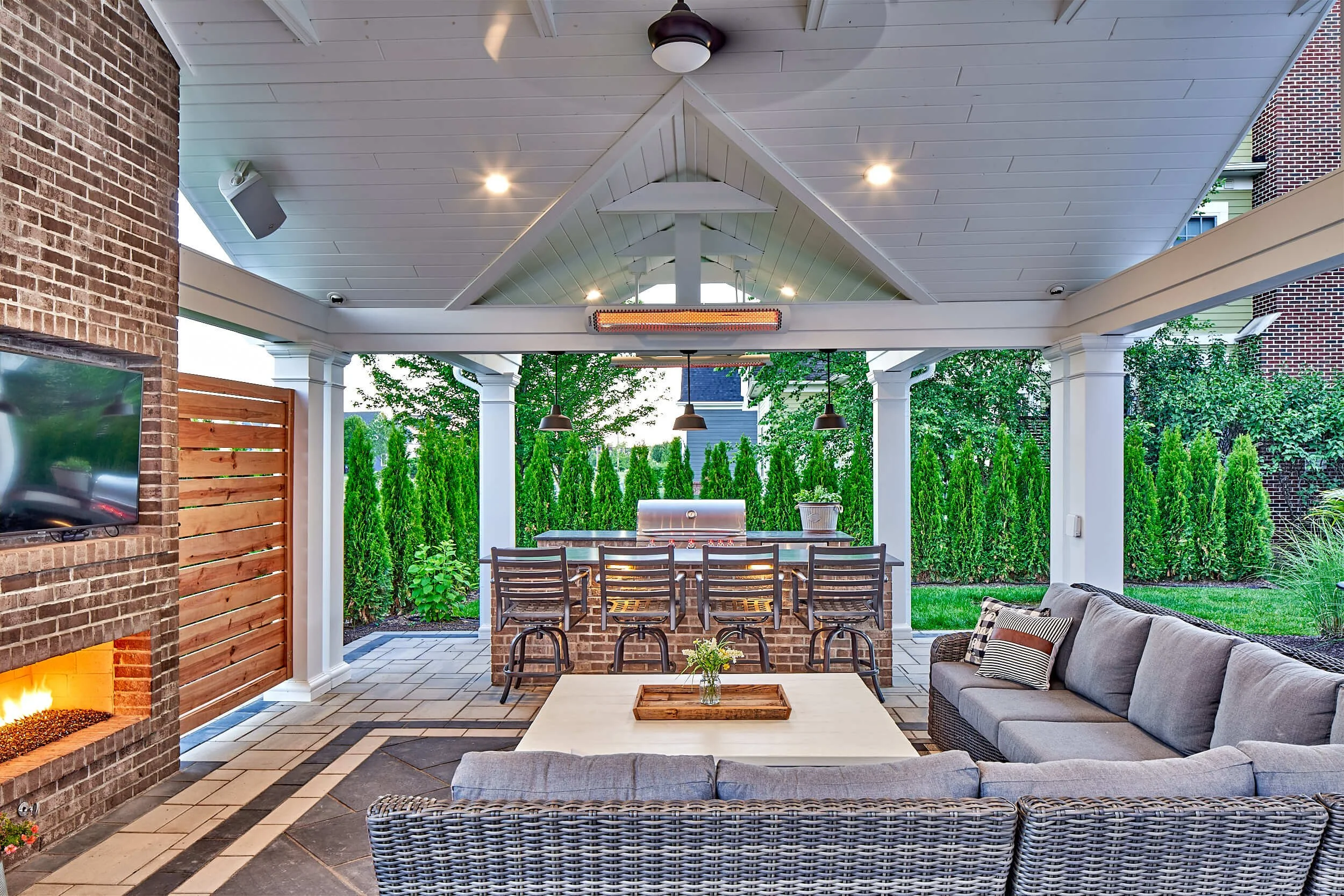 Picture of Michigan's Premier Design and Build Company for Outdoor Kitchens and ...