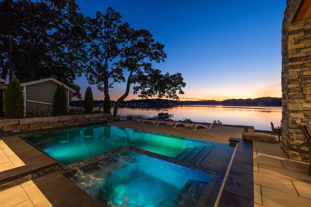 Lakeside plunge pool with spa