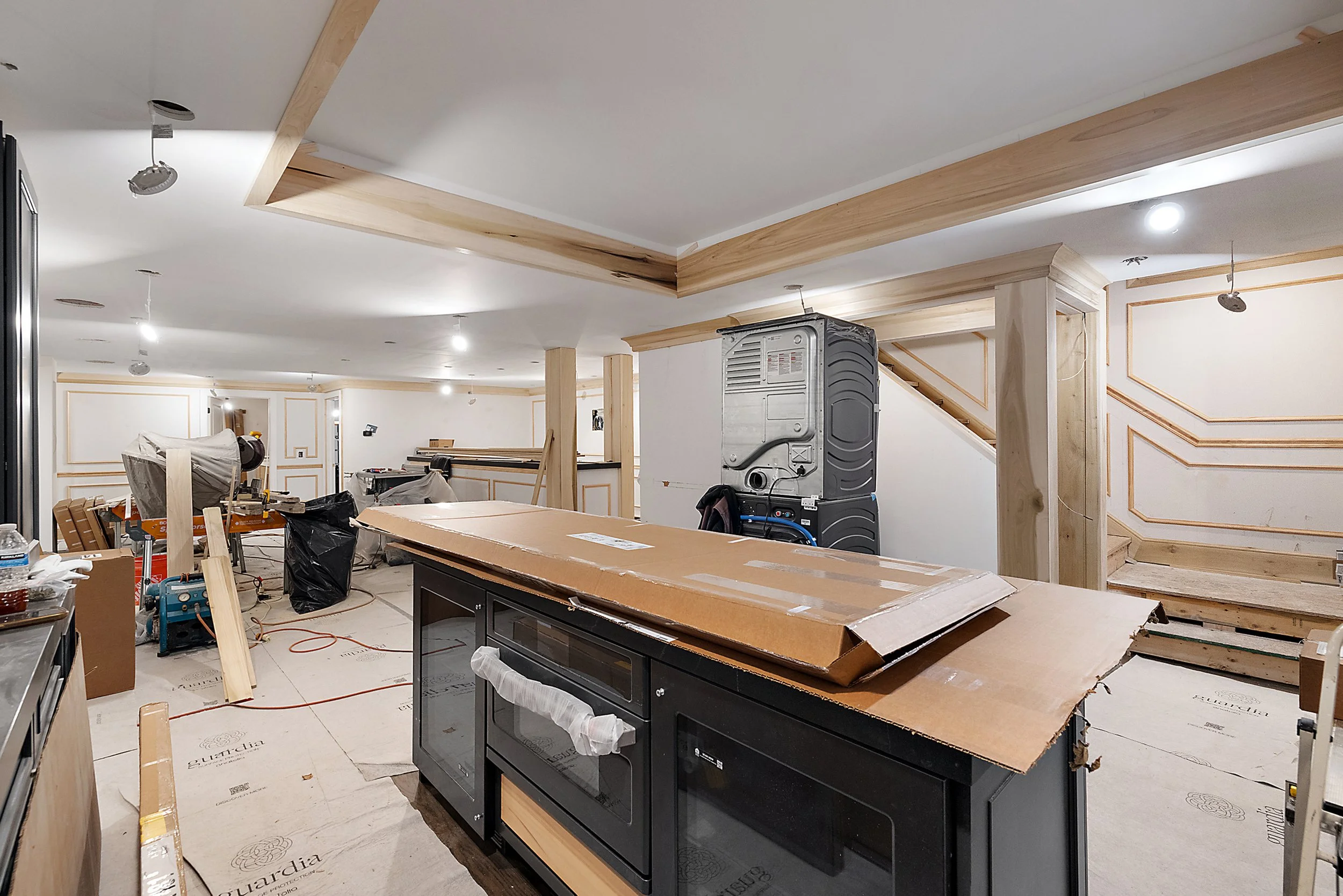 387 Maple Nov 18-6.jpg