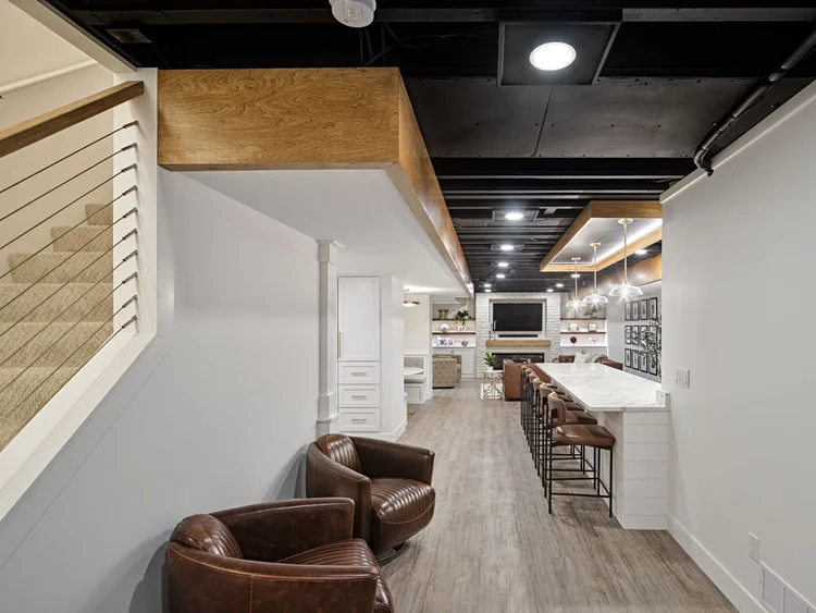 Luxury Basement Renovations: Custom Bars, Theaters & Entertaining ...