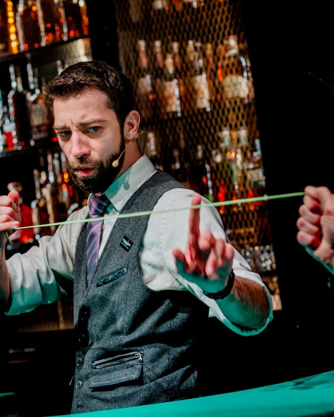 @7ofdeven doesn&rsquo;t pull strings&mdash;unless it&rsquo;s part of the trick. Discover his magic when he posts up behind The Performance Bar.

📸: @selfoto

#chicagomagiclounge #barmagic #thingstodochicago #speakeasychicago