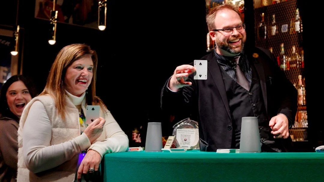 It&rsquo;s comedy, it&rsquo;s magic, and it&rsquo;s never the same without you. The Performance Bar is where every night becomes extraordinary.

🪄: @theagentofenigmas
📸: @selfoto

#chicagomagiclounge #magicshow #chicagomagic #thingstodochicago #exp