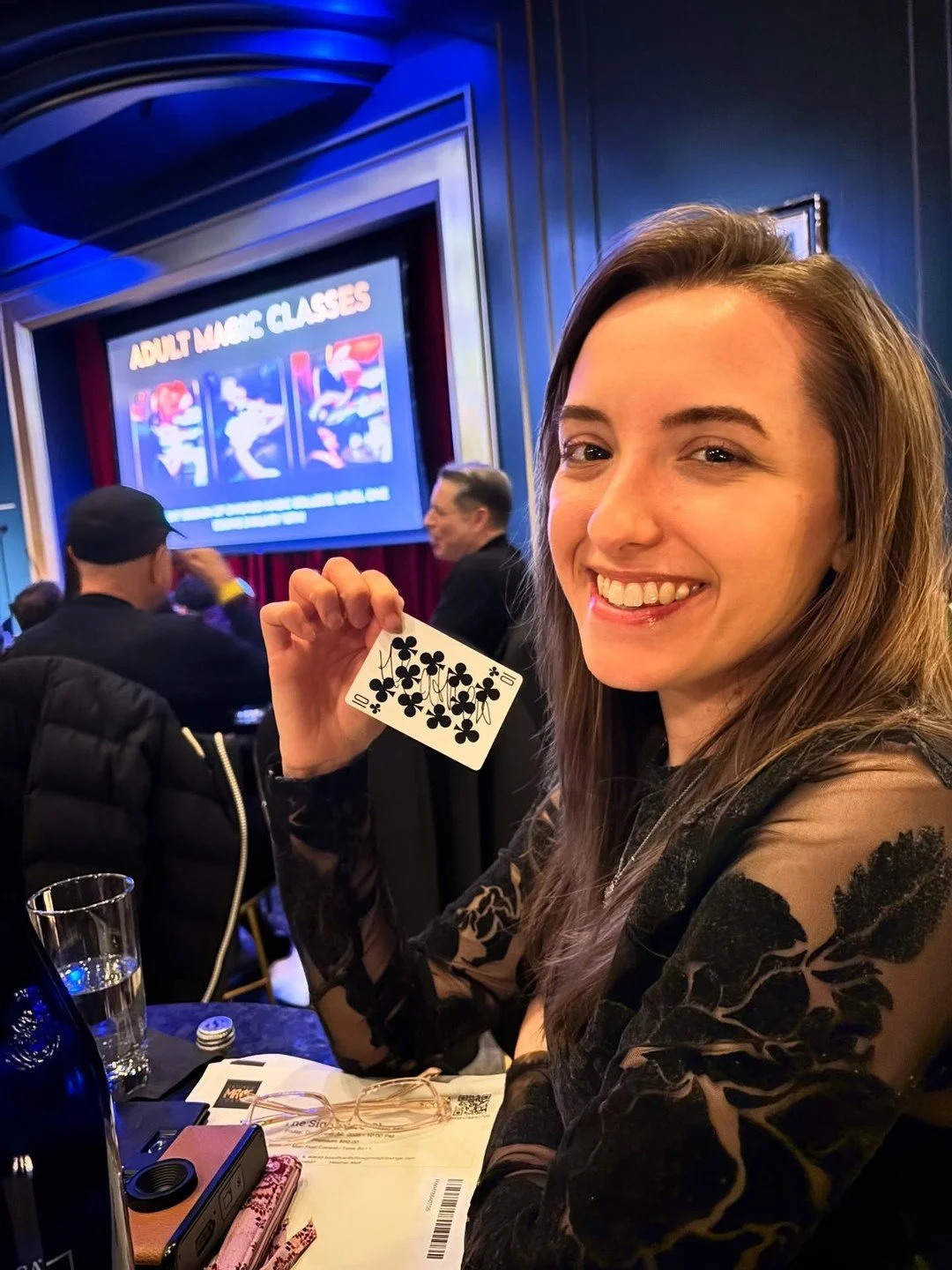 There&rsquo;s something special about a night filled with wonder. The Chicago Magic Lounge brings surprise, delight, and unforgettable moments together.

📸: @heathermallmusic

#chicagomagiclounge #magicshow #thingstodochicago #magicshows #immersivee