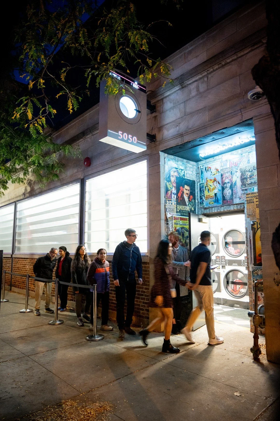 With so much to celebrate this season, let magic be part of your plans. The Signature Show often sells out weeks in advance, especially this time of year.

Secure your seats with the link in bio.

#chicagomagiclounge #magicshow #thingstodochicago #ma