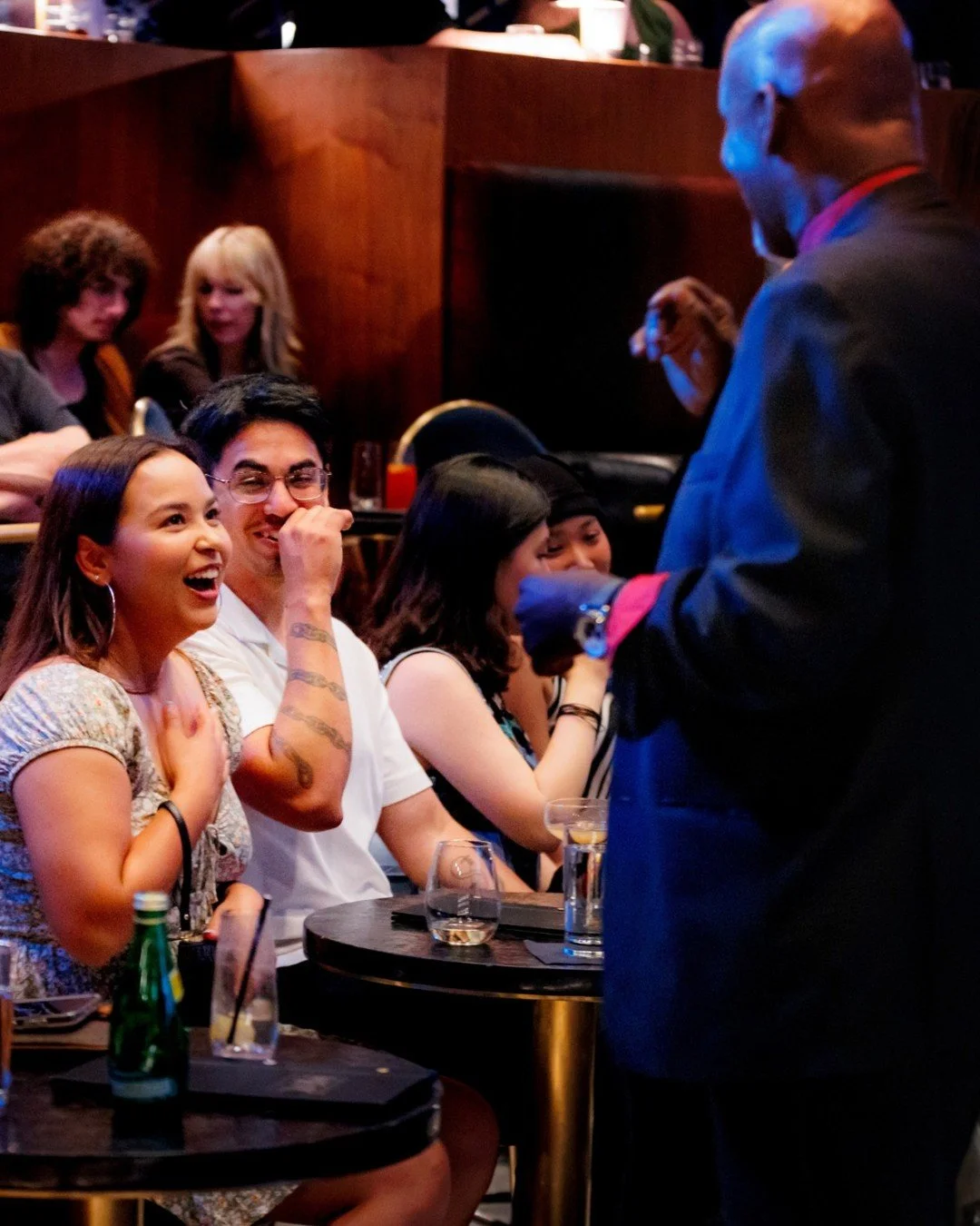 A good date night gives you something to talk about. A great date night leaves you completely speechless. From close-up miracles at your table to show-stopping performances on stage, every moment at the Chicago Magic Lounge is designed to surprise, d