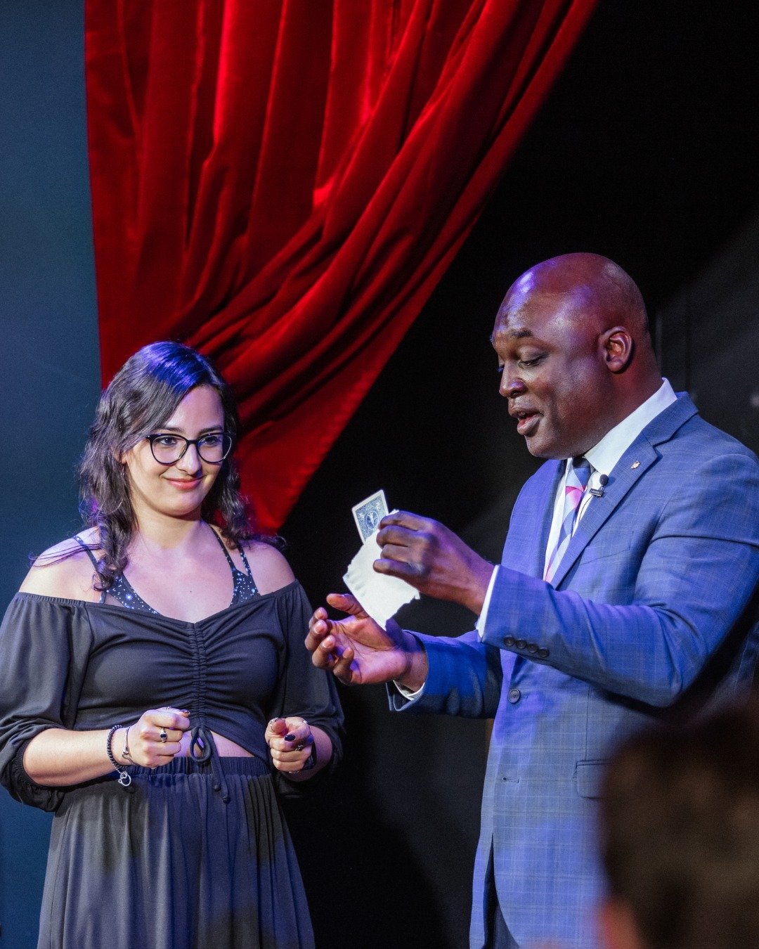 Last, but certainly not least. Benjamin @barnesmagic closes out our One Night Only series with the masterful sleight of hand and magnetic showmanship that have taken him to some of magic&rsquo;s most celebrated stages.

#chicagomagiclounge #magicshow