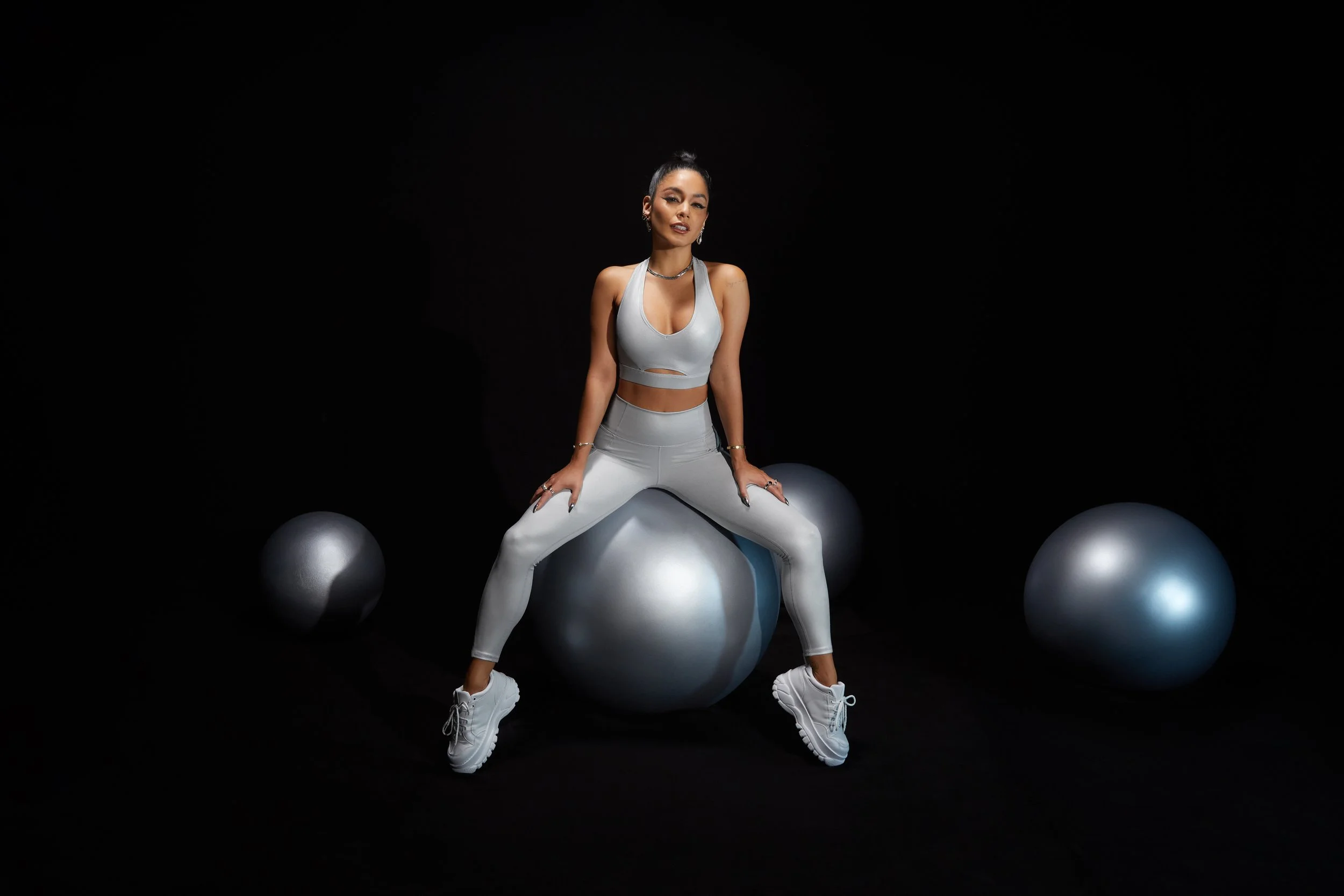 SHOT 52192_RGB_FIN.jpg