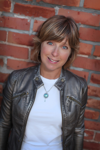 Carrie Pearson headshot websize.jpg