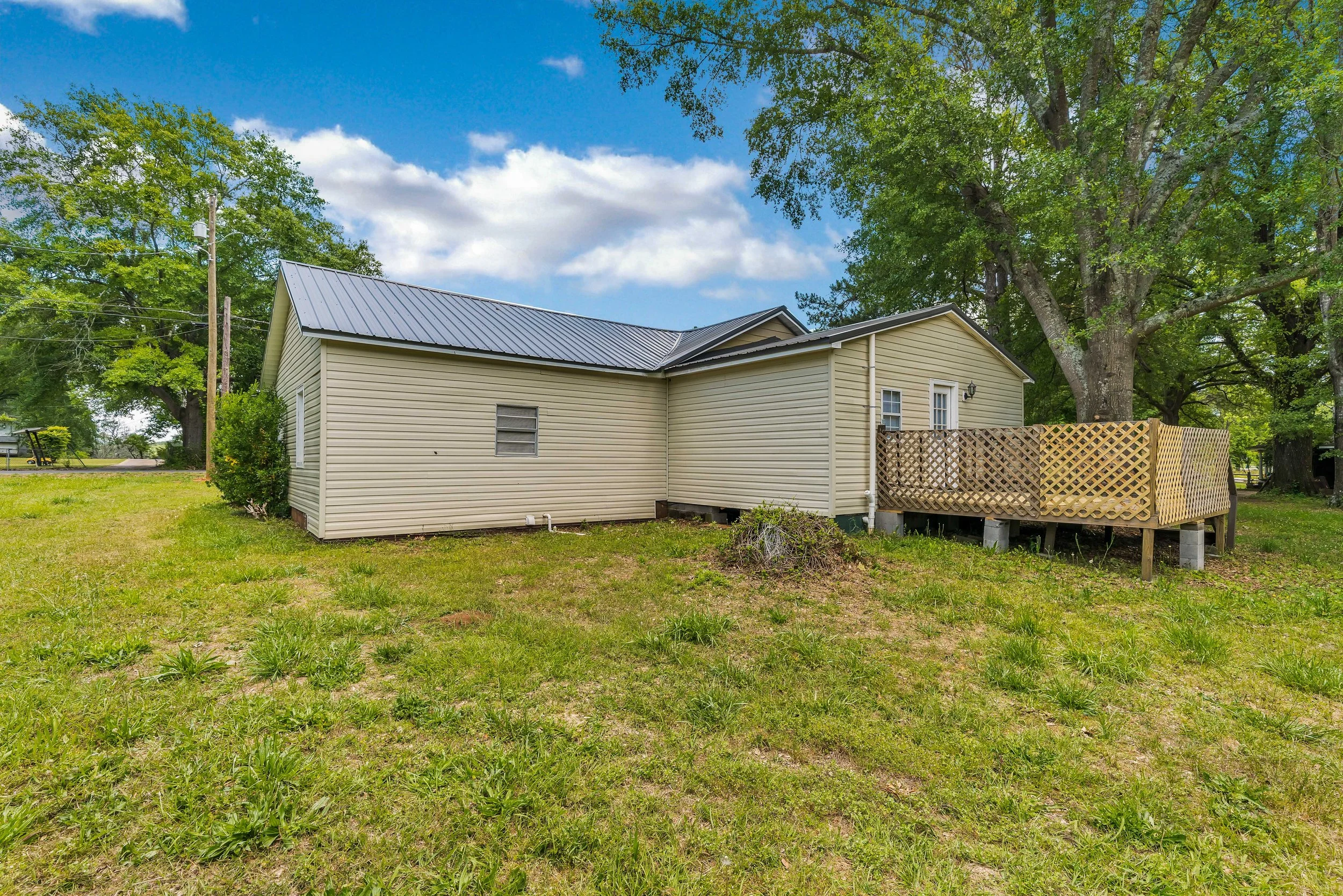 847 Marble City Heights Cir Sylacauga (after) 06.JPG