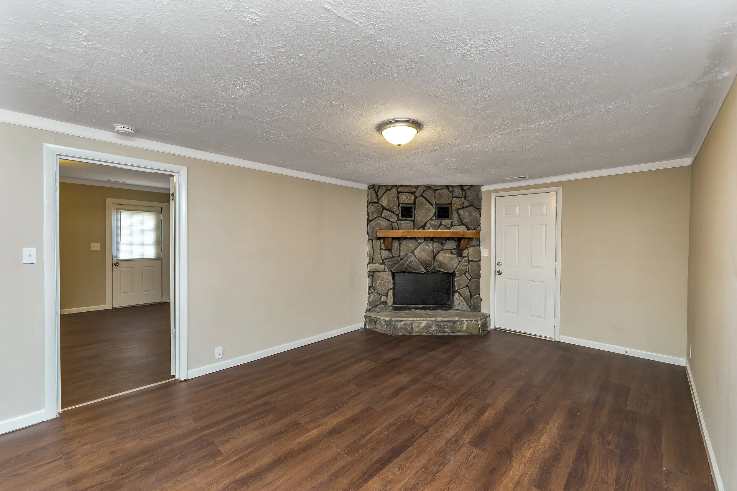 847 Marble City Heights Cir Sylacauga (after) 16.JPG