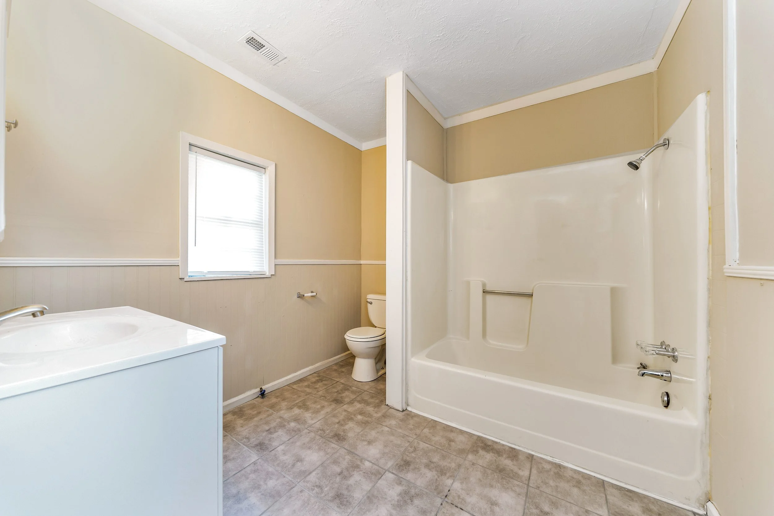 847 Marble City Heights Cir Sylacauga (after) 22.JPG