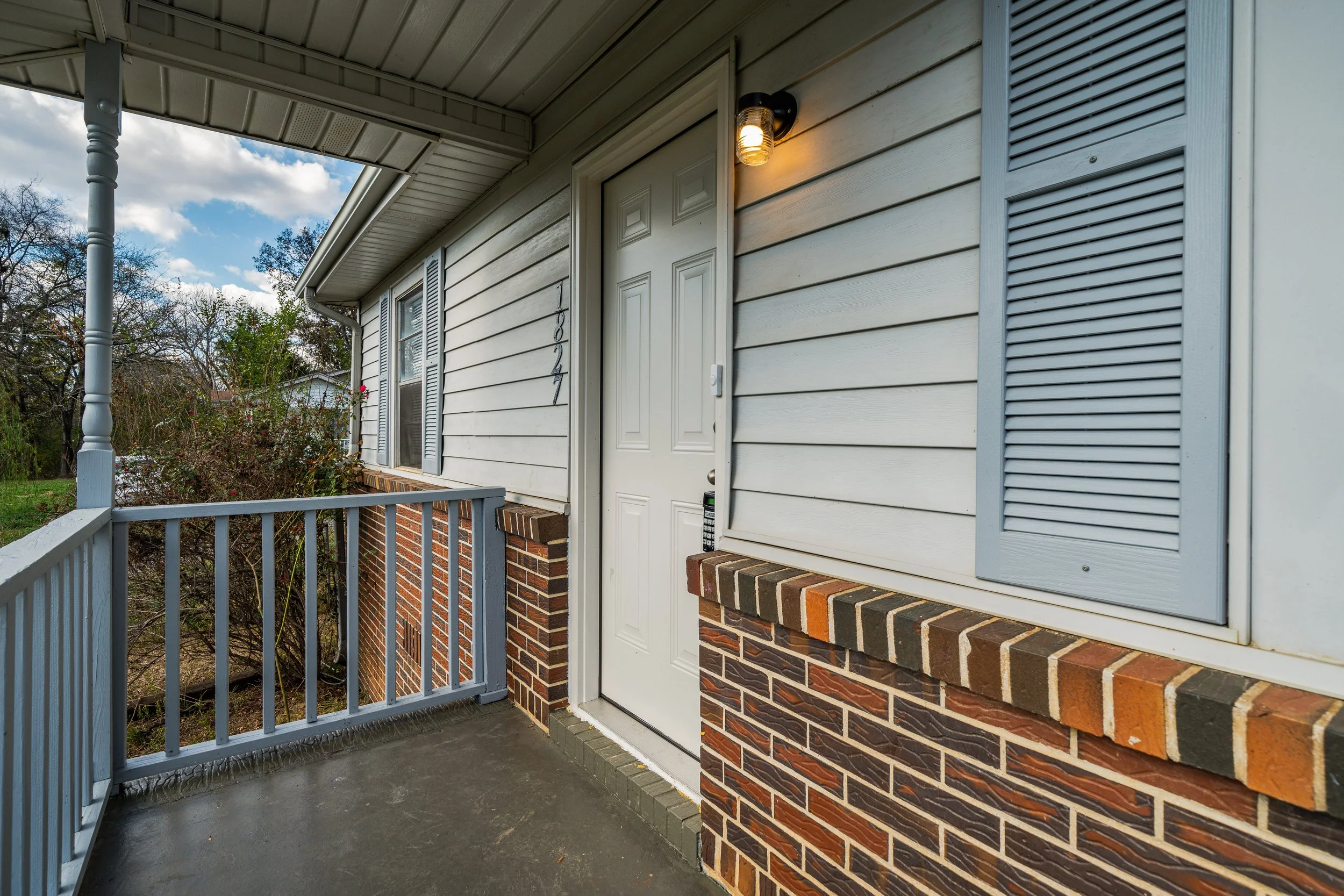 1827 Brookside Coalburg Rd (after) 04.jpg