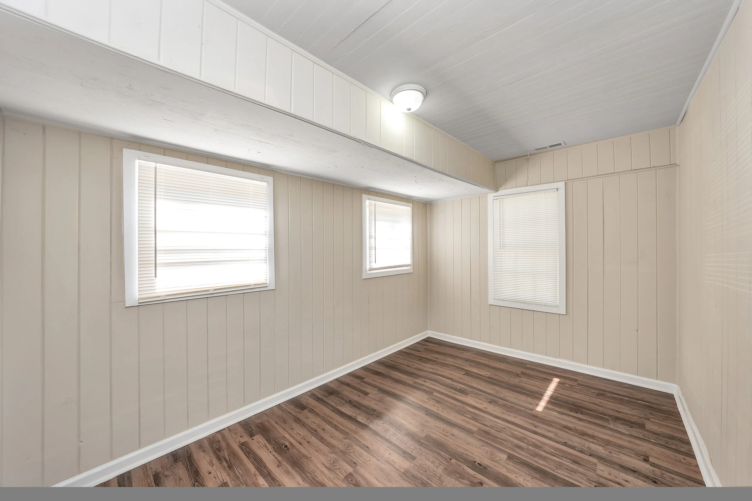 959 Main St Sycamore (after) 20.JPG