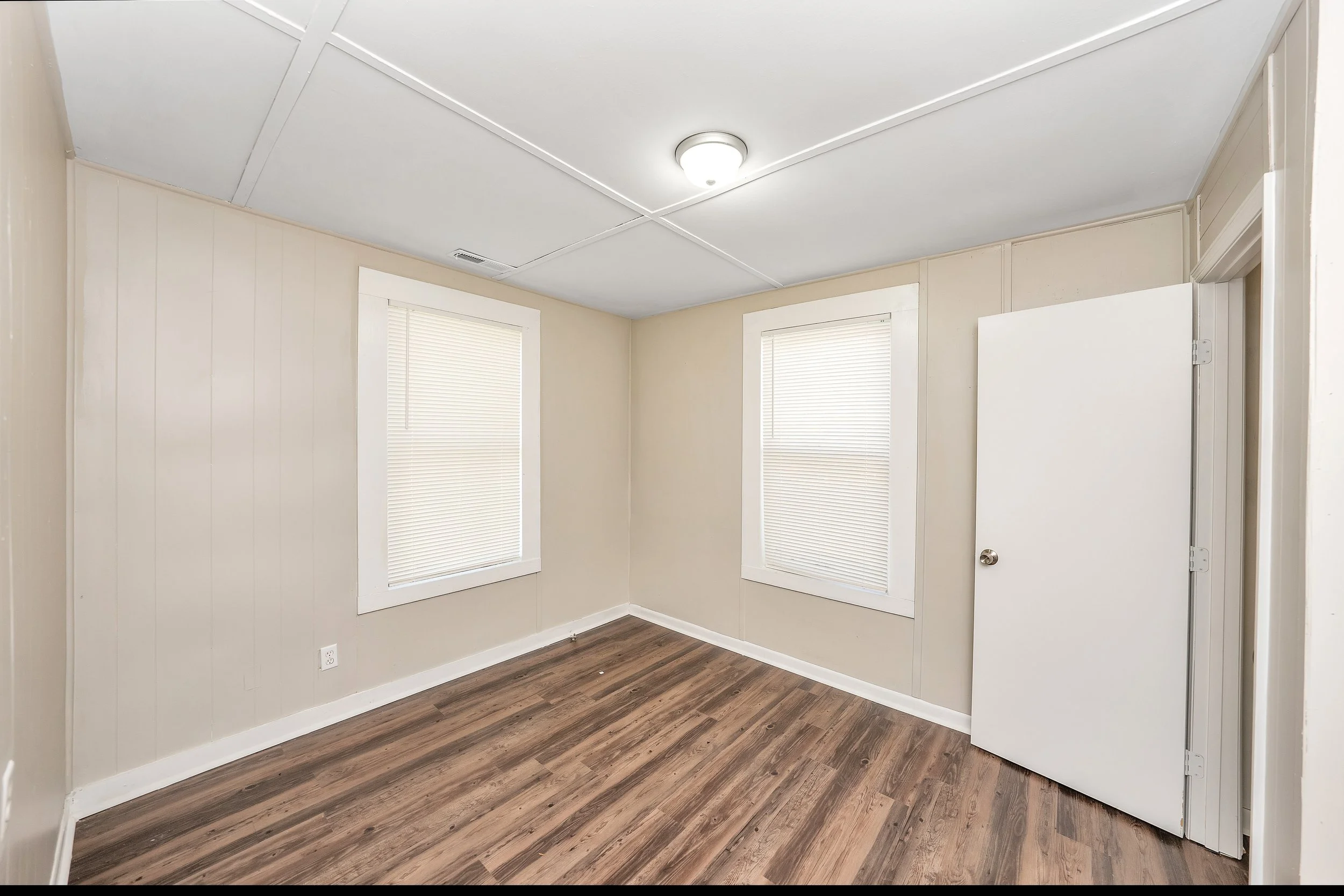 959 Main St Sycamore (after) 22.JPG