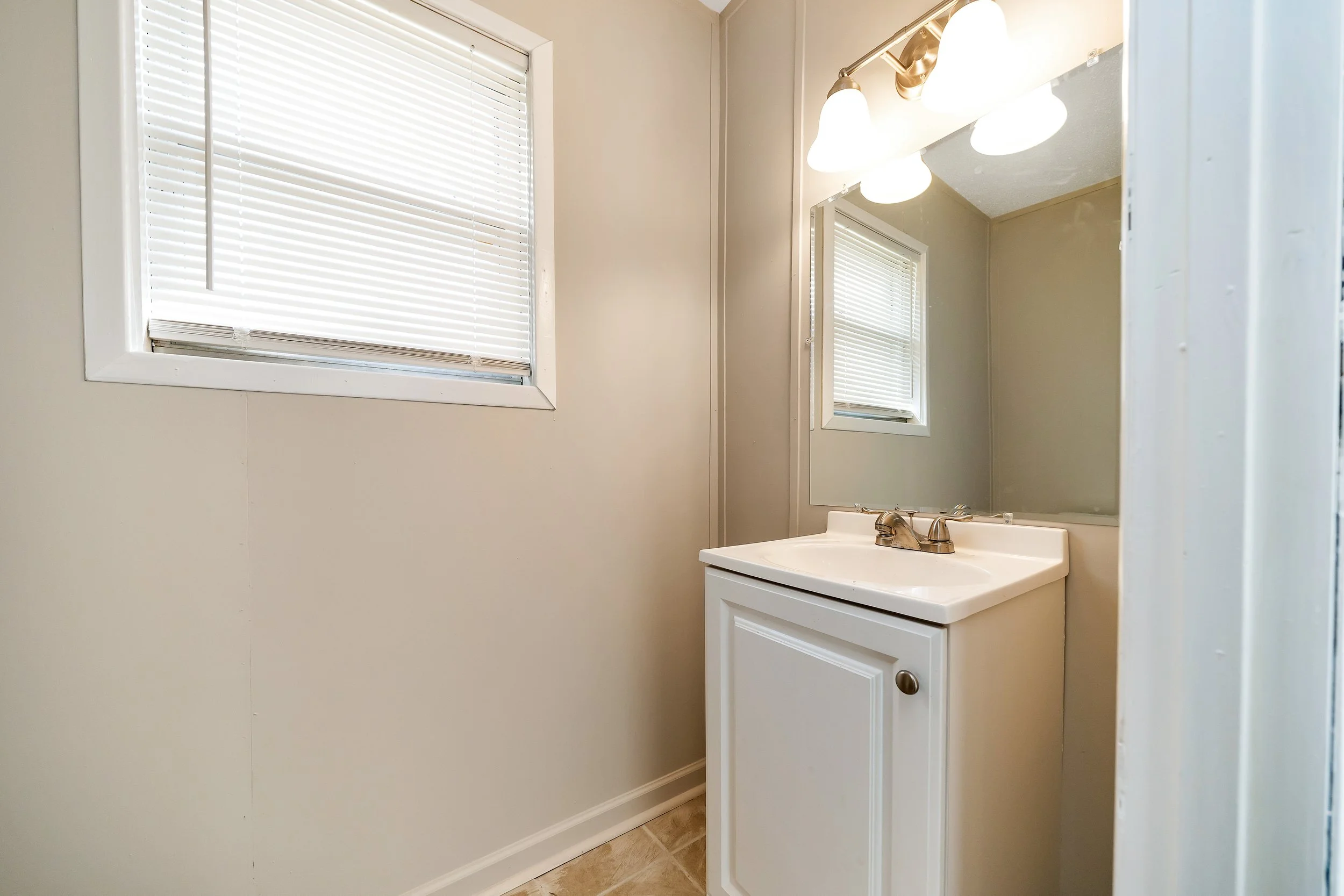 5113 Wood Ave Mulga (after) 59.jpg