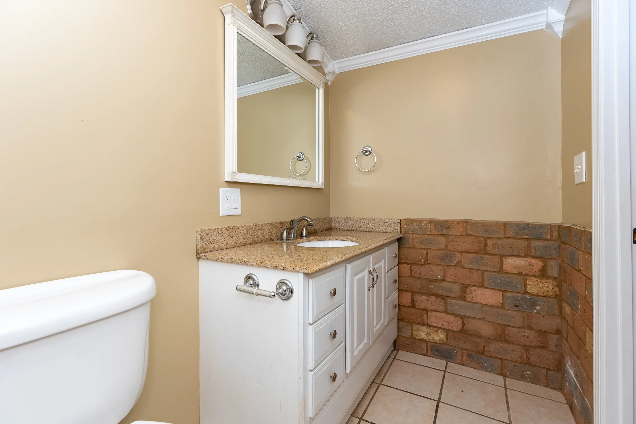 6018 Crystal Drive McCalla (after) 18.jpg