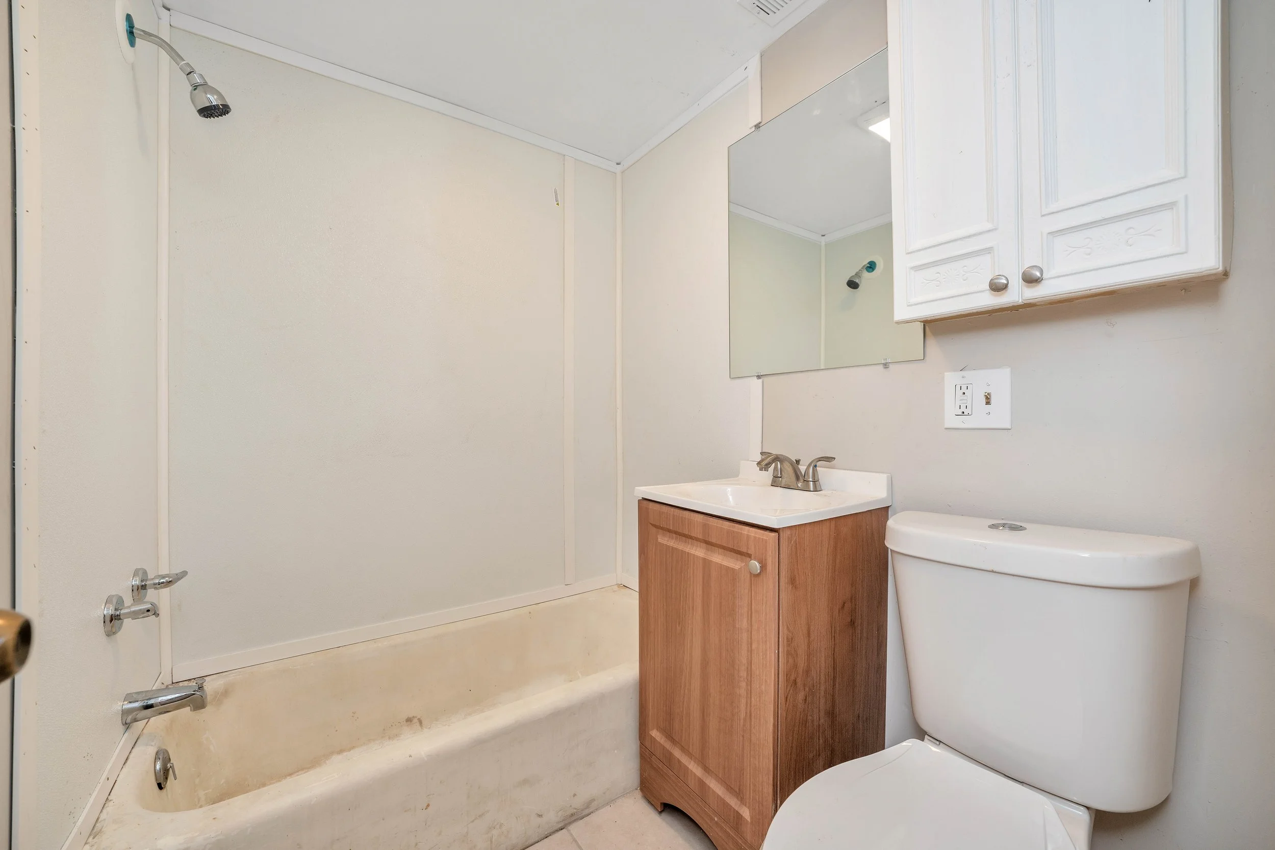 27 1st St NE Graysville (after) 20.JPG
