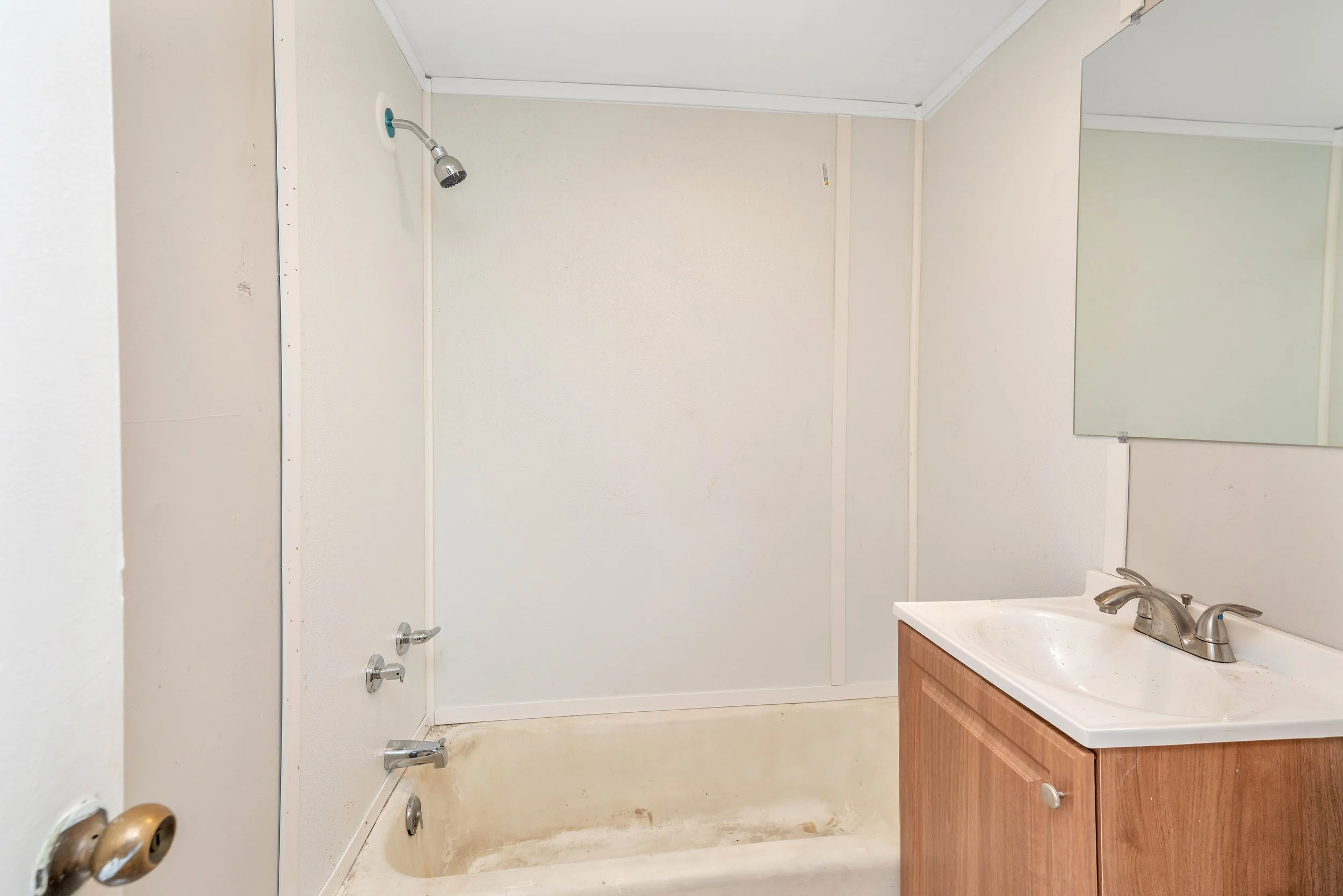 27 1st St NE Graysville (after) 21.JPG