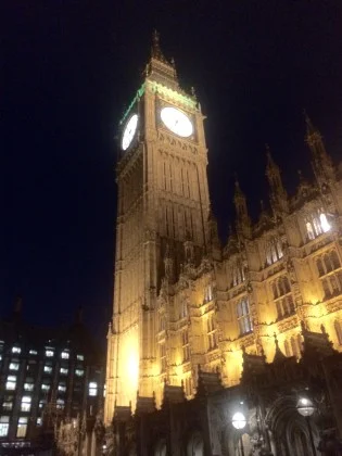 37GoodNightBigBen-315x420.jpg