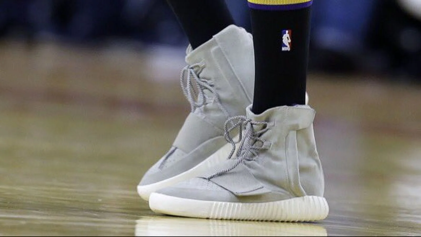 Nick Young basically wore floppy socks in a basketball game