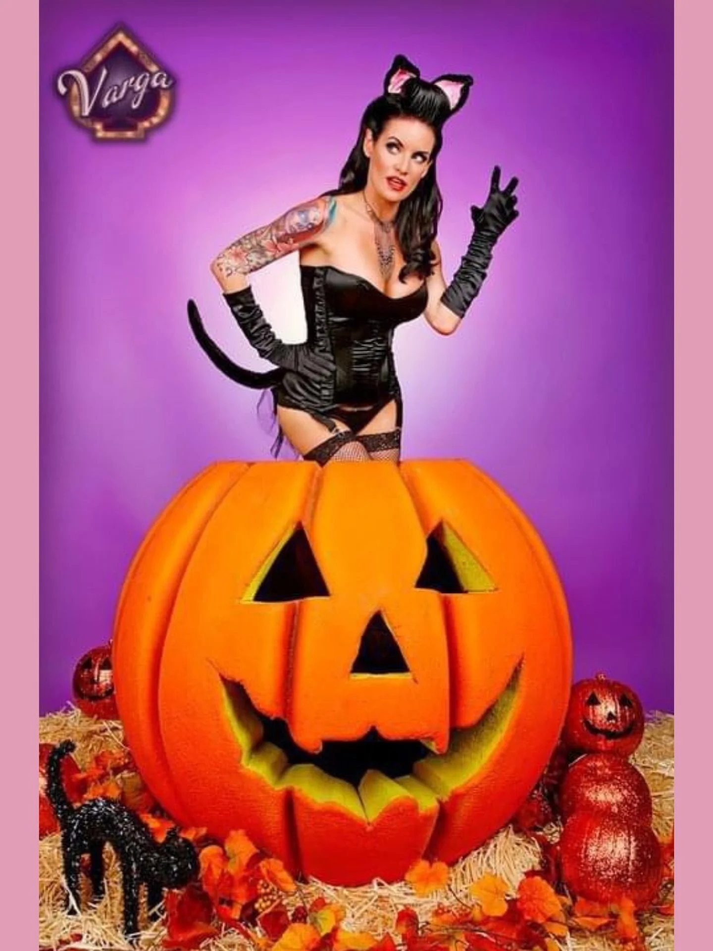 🎃✨ First few days of September means Halloween is officially started! 

From vintage glam to full-on Halloween transformations, I&rsquo;m here for ALL the spooky season looks! Halloween appointments are open. 👻✨ 

Book your Halloween hair + makeup 