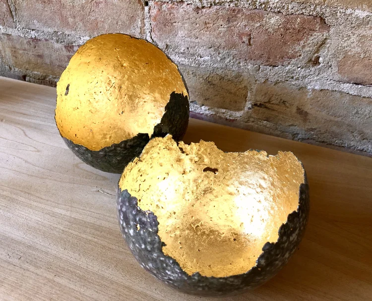 Art & Fine Craft — Mica 12/v