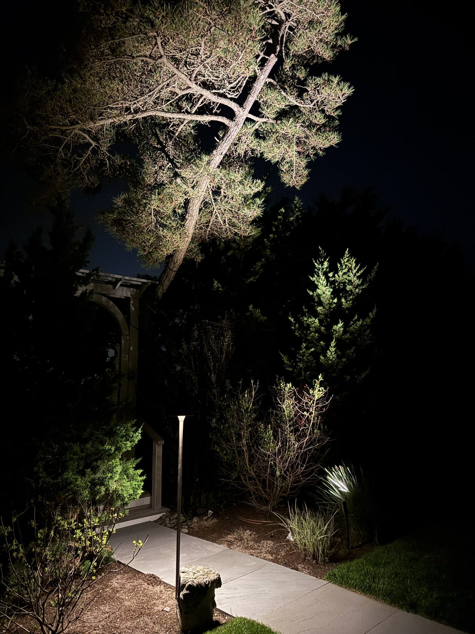 The Real Meaning of Coastal-Durability in Landscape Lighting Fixtures