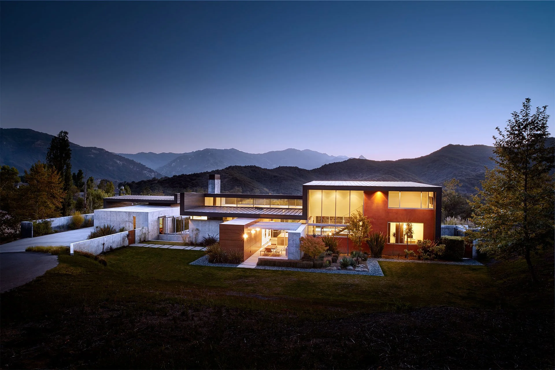 Savant Outdoor Lighting