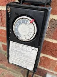 wall mounted landscape lighting timer