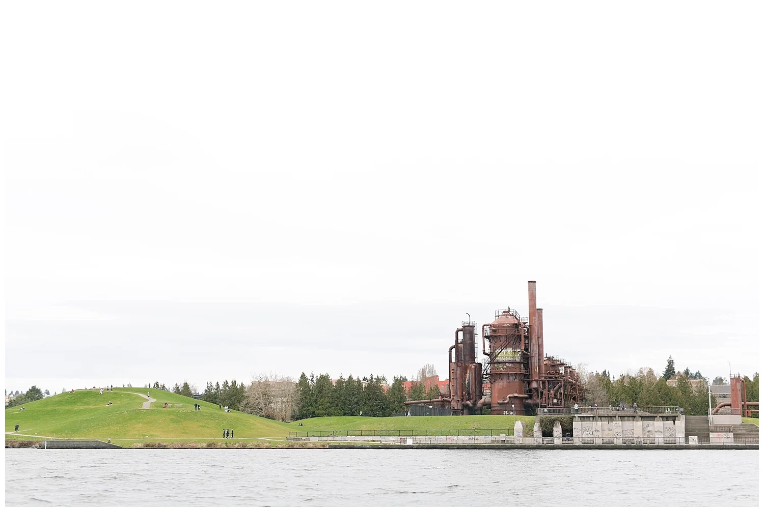 Gasworks Park again! This time, we got the sea view. 