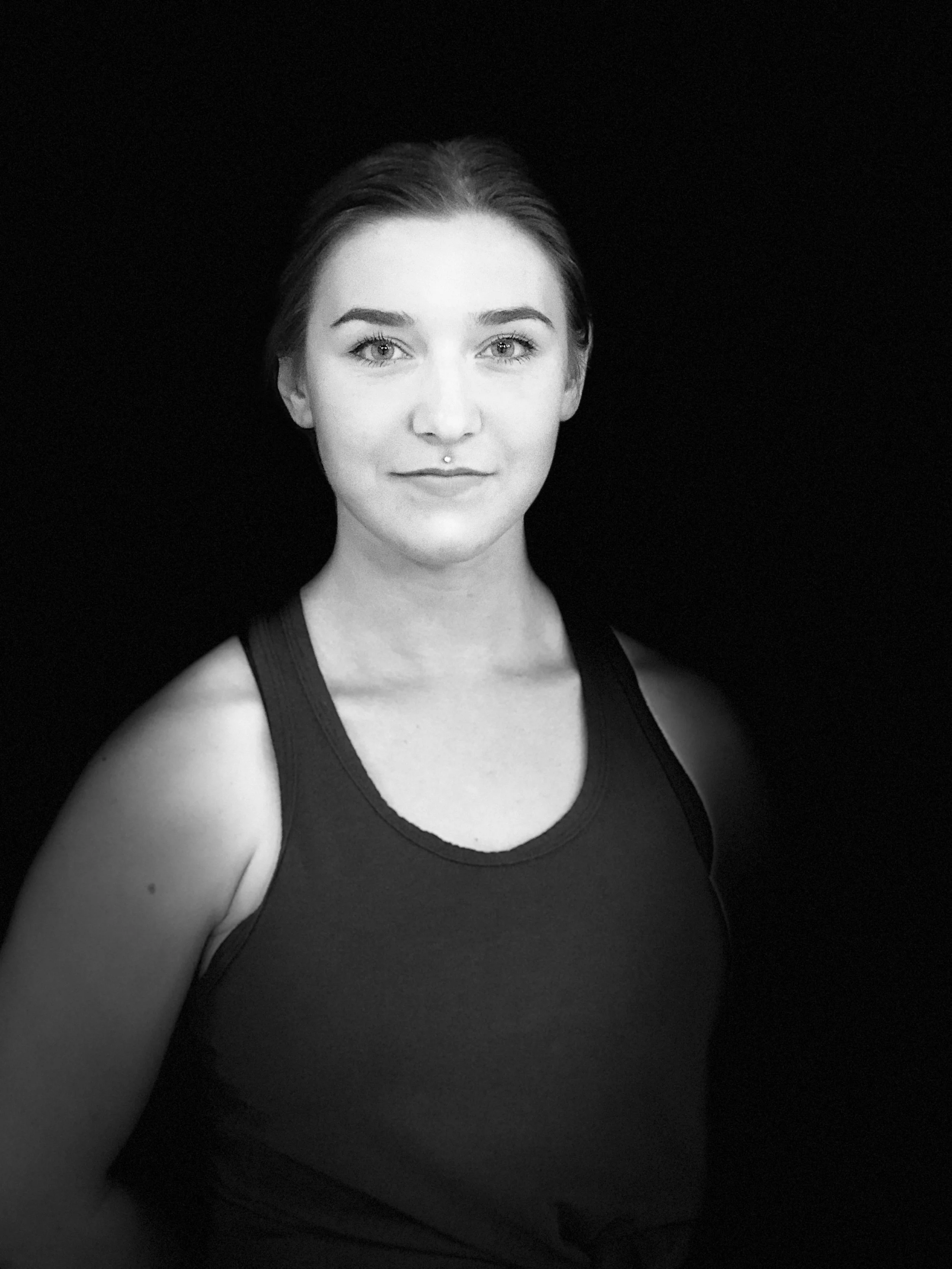 Madrone Matysiak Madrone is an alumna of The New Mexico School for the Arts in Santa Fe, where she first started taking modern classes. Working with companies such as BODYTRAFFIC, ARCOS, and choreographers from Alonzo King Lines Ballet, she was able to hone her craft. She is currently a Dance major at the University of New Mexico with a minor in Arts Leadership and Business. Madrone makes her debut with J.García Dance Company in 2018.
