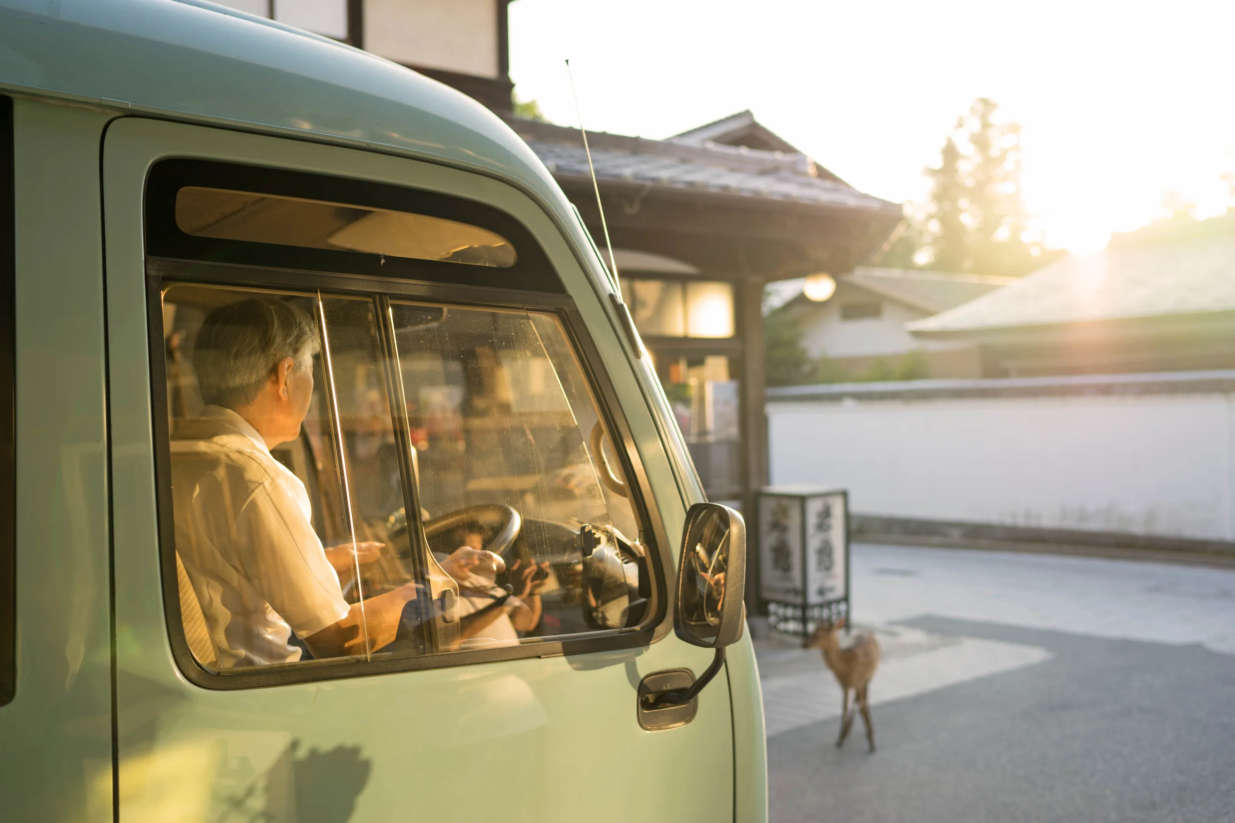 Zeiss confidently calls their 35mm Distagon the "master of light." It does handle various exposures wonderfully, such as this overexposure on the very scenic Miyajima Island, near Hiroshima. Shutter: 1/250th, f/2.0, ISO: 100.