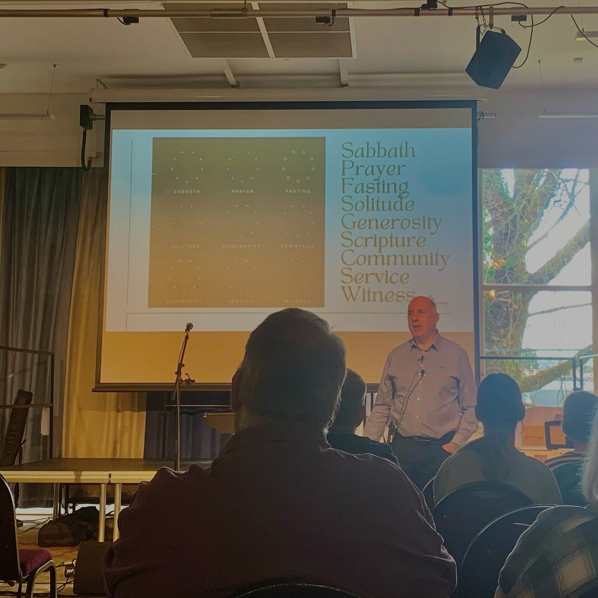 We absolutely loved having Graham preach this morning following on from our &lsquo;Headship&rsquo; series where we looked at the theme of &lsquo;who do you follow?&rsquo; in our personal journey of faith. 🌿

&rdquo;The crowds that went ahead of him 