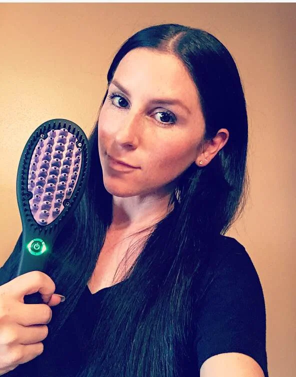 Straight as can be! I LOVE THIS CERAMIC STRAIGHTENING BRUSH. Shop Online: http://www.dafnihairus.com/