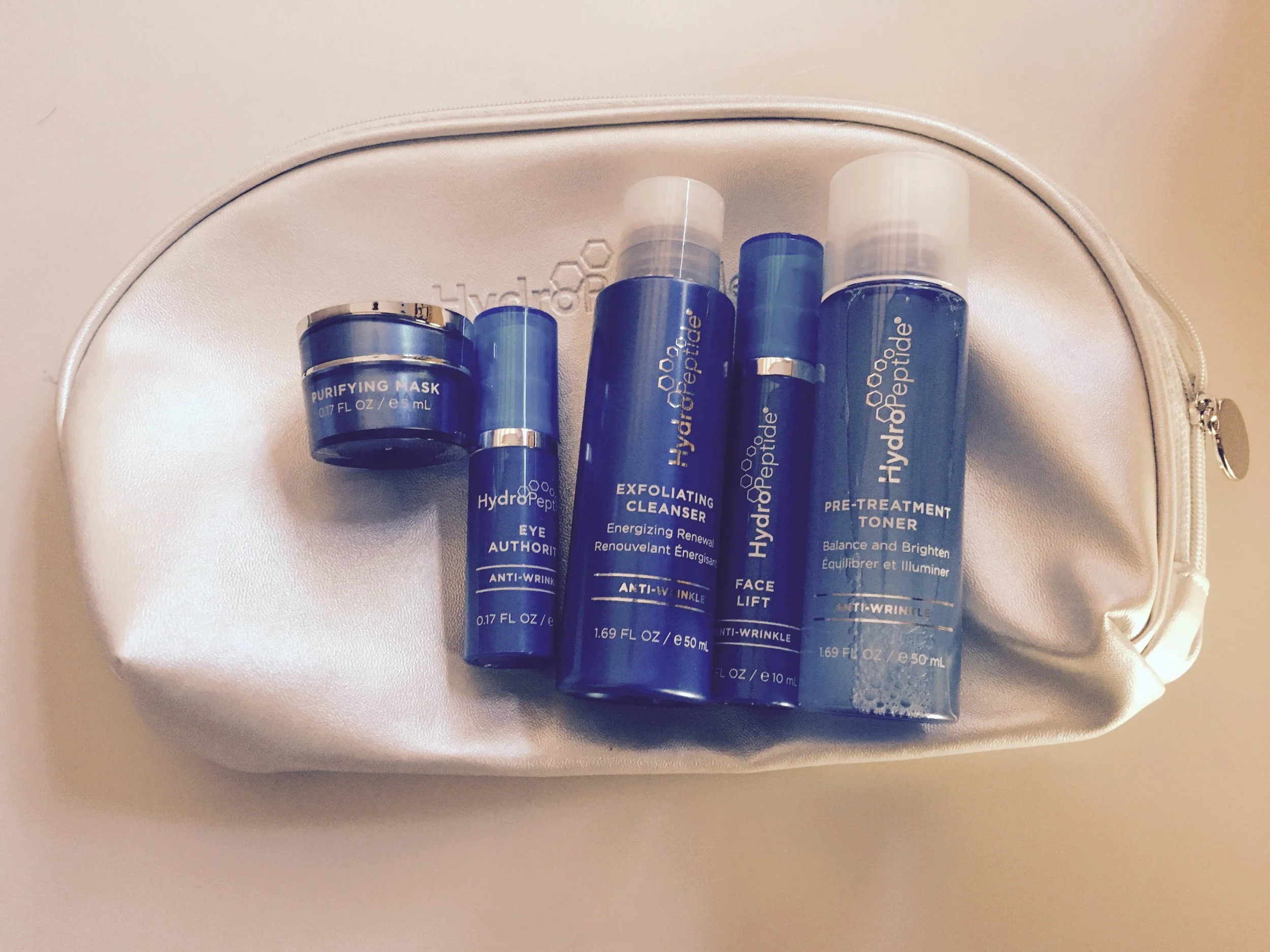 This anti-age on-the-go skincare regimen is going to be the perfect companion on my honeymoon to Santorini, Greece! Love the products and the way they make my skin feel.