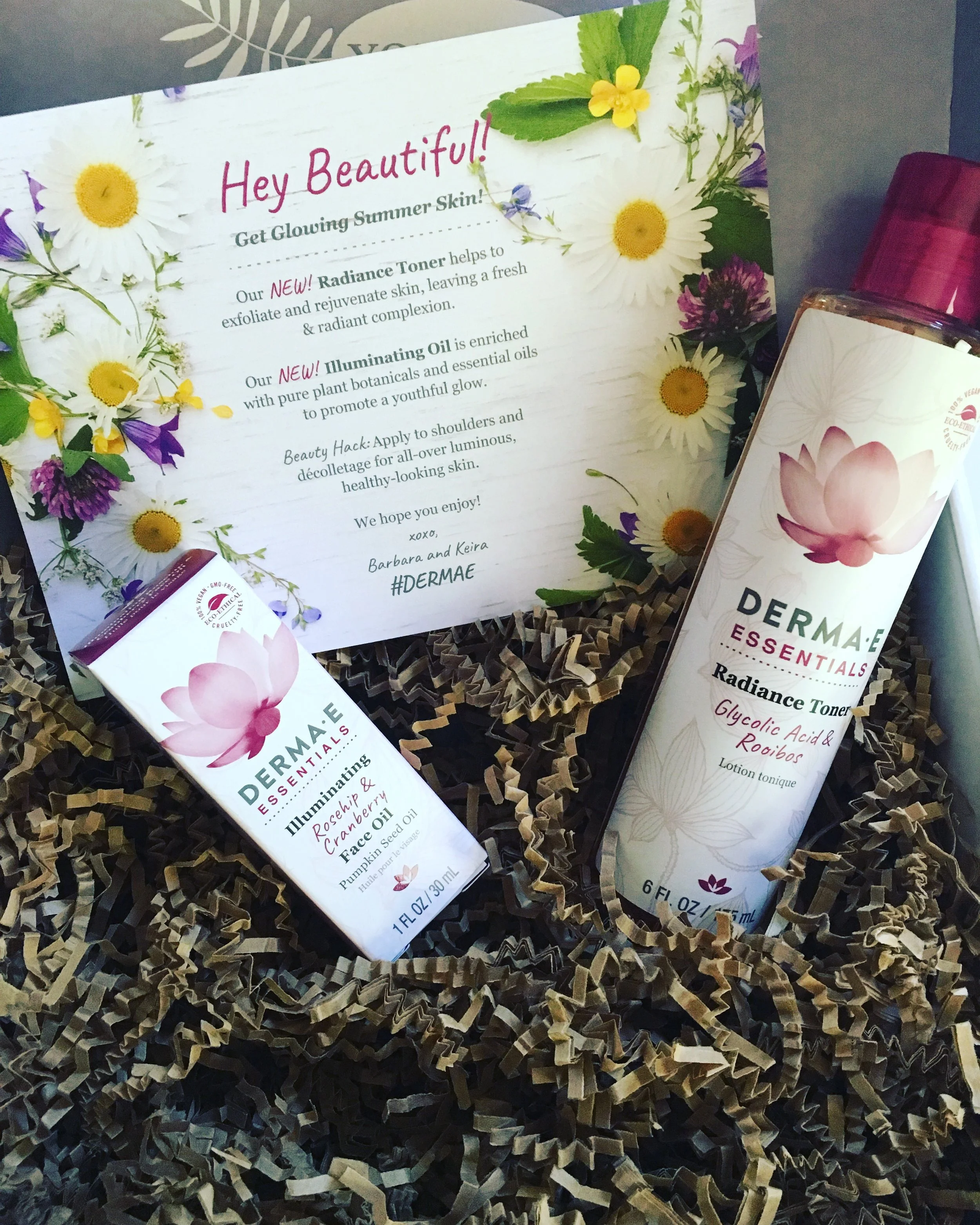 I am always looking for a great face oil and this one smells amazing and keeps my skin super hydrated and dewy, perfect for the summer time! I use the toner a few times a week to exfoliate and help even out my skin's texture. Two more fabulous products from Dermae! About Dermae DERMA E didn’t start out in the beauty aisle or the boardroom. Instead, we began in a small health food store in Southern California. Our first product was a jar of Vitamin E 12,000 I.U. Moisturizing Cream. People were amazed at the results it had on their skin and word caught on. Over the years we’ve introduced many extraordinary products, each one rooted in our belief that skin health can be visibly improved through the right combination of potent vitamins, wholesome nutrients and exceptional ingredients. Today we’ve grown to become one of the largest natural facial care brands in the U.S. We attribute our success to honoring our customers with products that promote healthier-looking skin and business ethics that promote a healthier world. Nature’s Solutions to healthy skin Since 1984, our passion for health, wellness and environmental sustainability has grown strong. We have high ethical standards and never compromise on skin health and safety. Our 100% vegan, cruelty-free formulas do not contain parabens, sodium lauryl sulfates, petrolatum, mineral oil, artificial colors, gluten, soy or GMOs. At DERMA E, we harness nature’s most effective ingredients. Our products are formulated with the most potent natural antioxidants and targeted vitamin solutions to ensure they deliver unmatched results without the use of harmful chemicals. Ingredients Story Environmental Commitment DERMA E is constantly striving to lessen our impact on the environment and improve our conservation efforts within our organization and we believe we should all do our part to make a positive difference in the sustainability of our world. Everything we do considers people, the planet and our purpose. Not only do we care about what we put on and in our bodies, but also about what eventually ends up in our waters and ecosystems. That’s why our packaging components are recyclable and we offset 100% of conventional electricity use with wind energy certificates. We formulate our Natural Mineral Sunscreens with ingredients identified as safe for coral reef ecosystems. We use nano-particle-free, chemical-free broad spectrum Zinc Oxide, tested and proven to be reef safe. Giving Back As a company, we believe in our collective power to make positive changes in our world, and we are guided by our will to make a meaningful difference. Each and every DERMA E purchase helps to support global communities and the environment. With that said, we proudly support the Paraguay Project, Vitamin Angels, World Wildlife Fund, Heal the Bay and Special Olympics: Ventura County. *Shop Dermae online here Stay Stylish & Beautiful Chicago, Katie