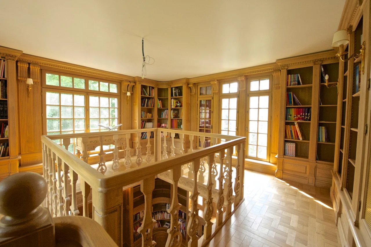 Bibliothèque en Normandie83.jpeg