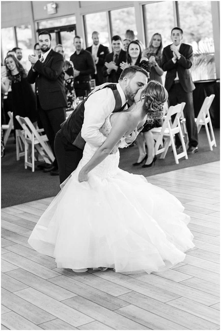 indianapolis-broad-ripple-the-willows-wedding-photographers_4012.jpg