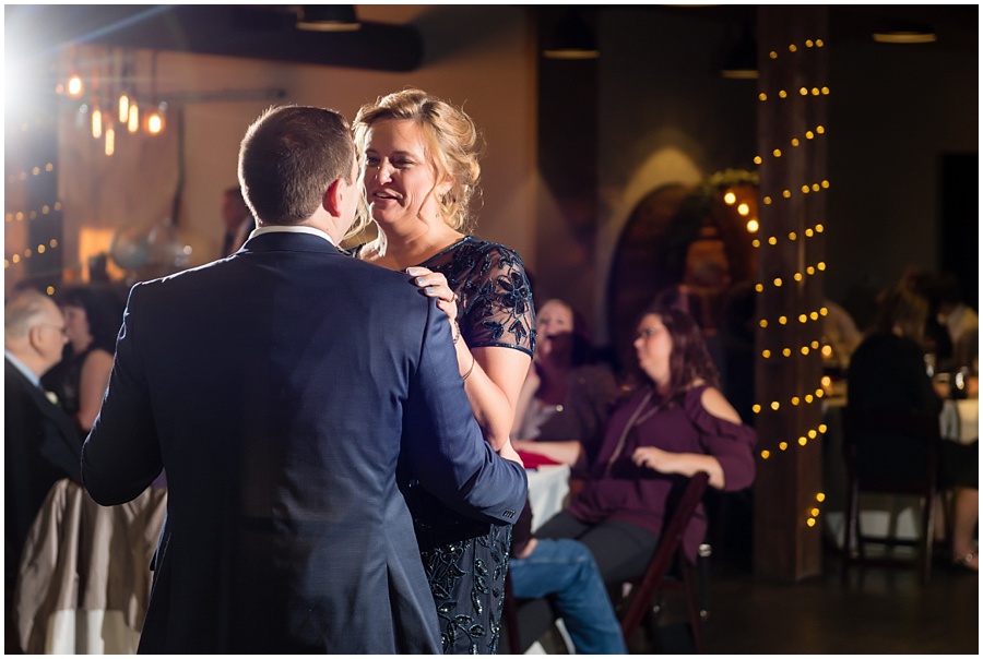 TINKER-HOUSE-INDIANAPOLIS-PHOTOGRAPHERS-WEDDINGS_4321.jpg