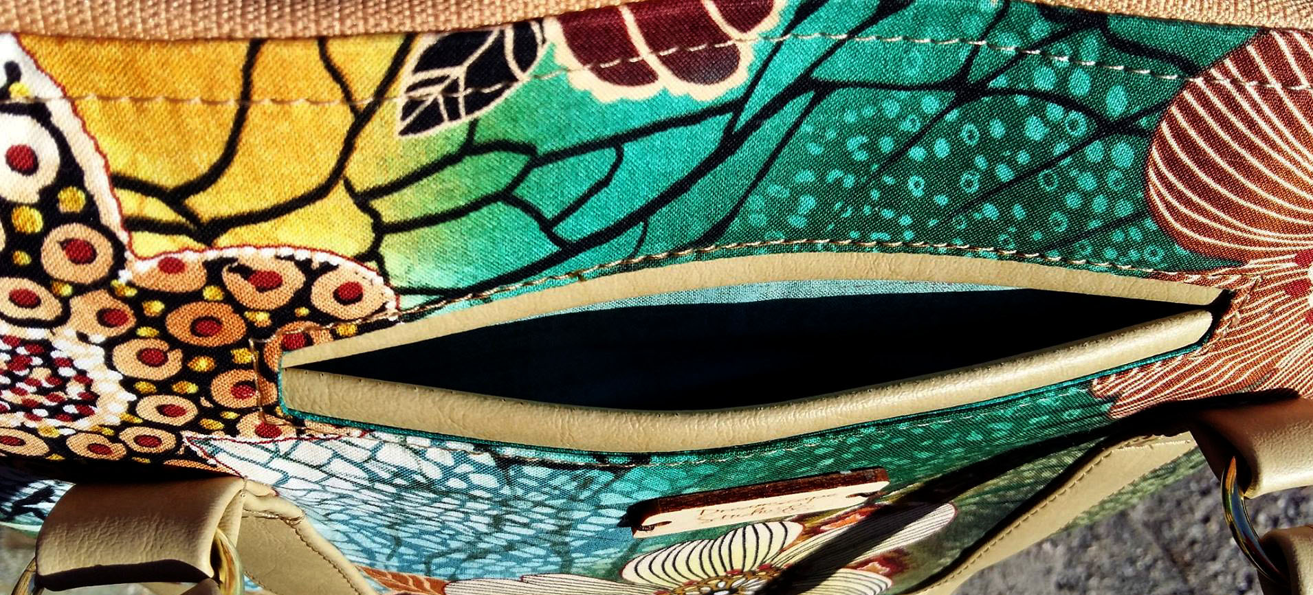 Bag and Photo by Sue Reed 