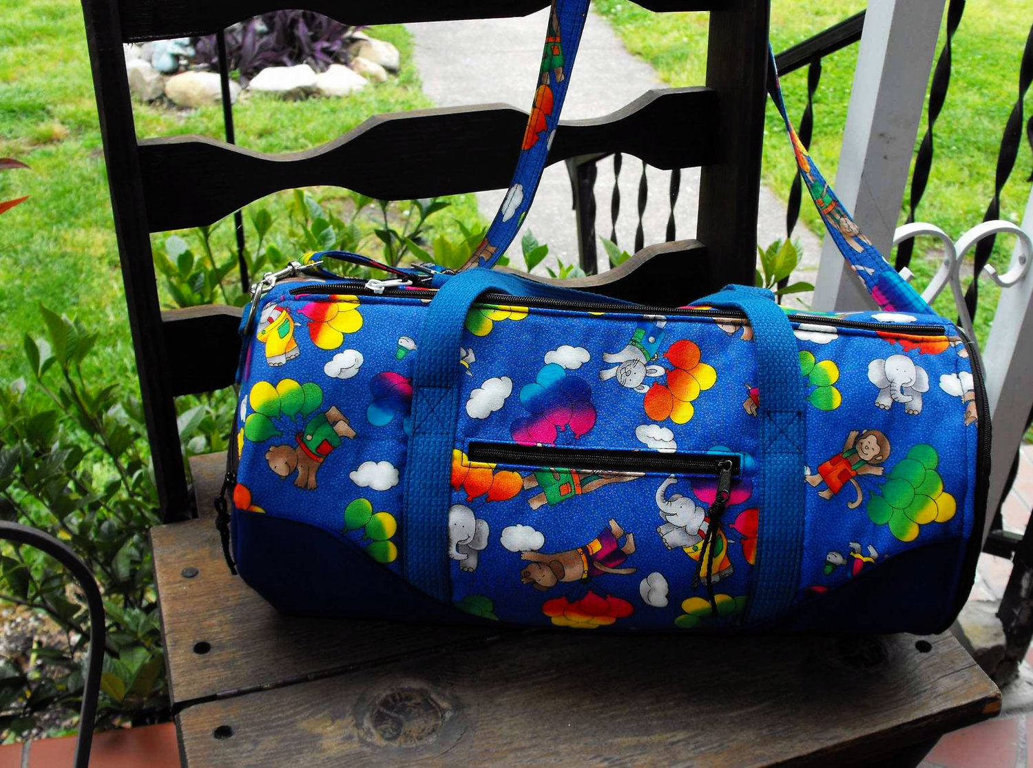 20 FREE Duffle Bag Patterns {Weekender & Travel}