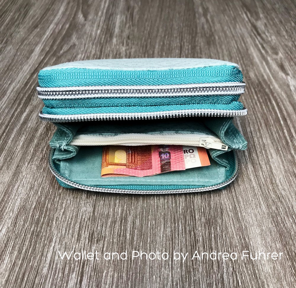 Double Zip Accordion Credit Card Holder - The Blue House