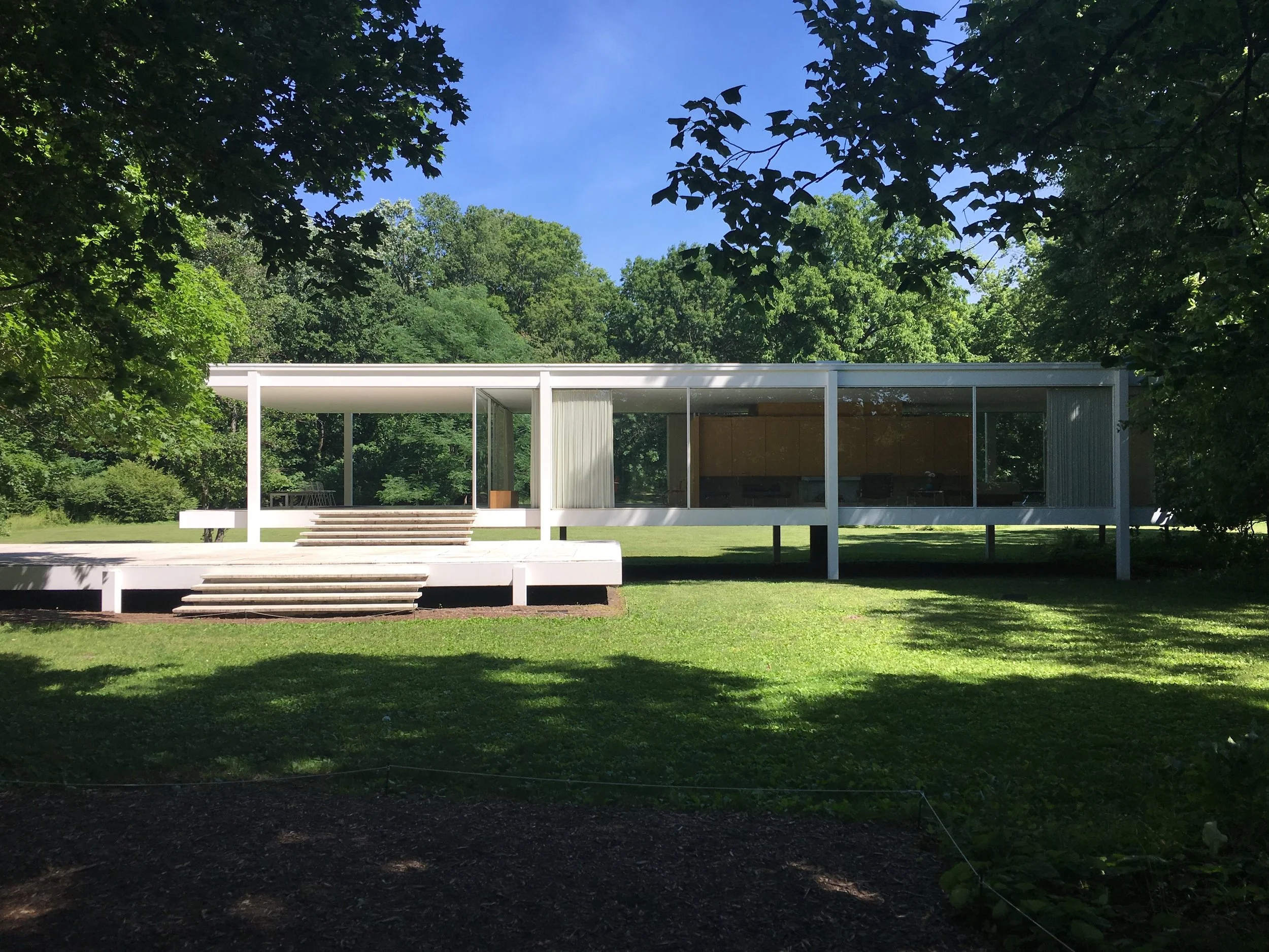 Farnsworth House